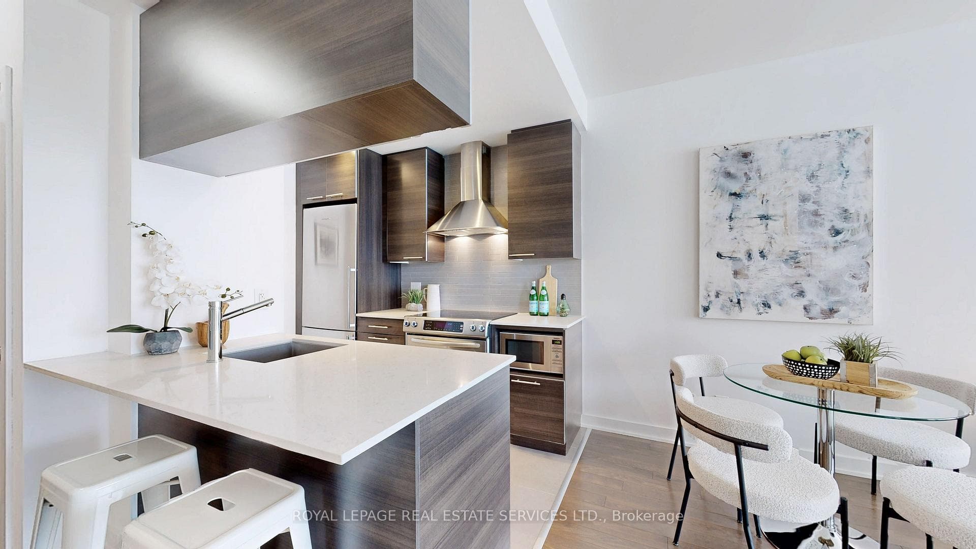 1 Market Street Unit 1209 photo 2