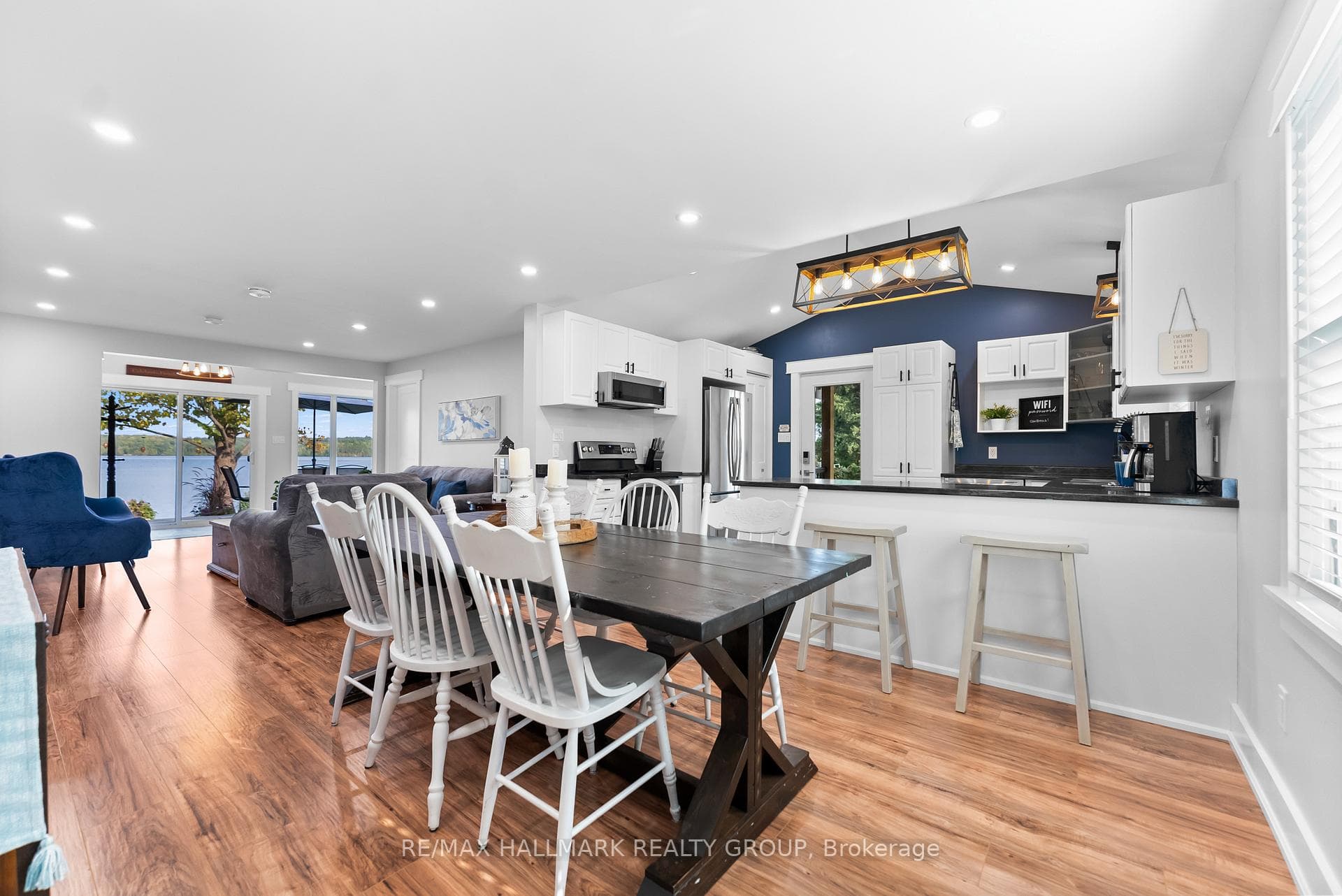 366 Beaudry Lane photo 11