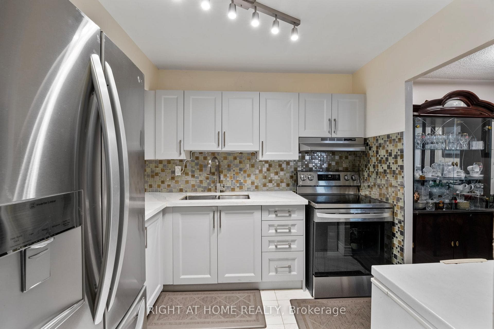 330 Dixon Road Unit 2408 photo 5