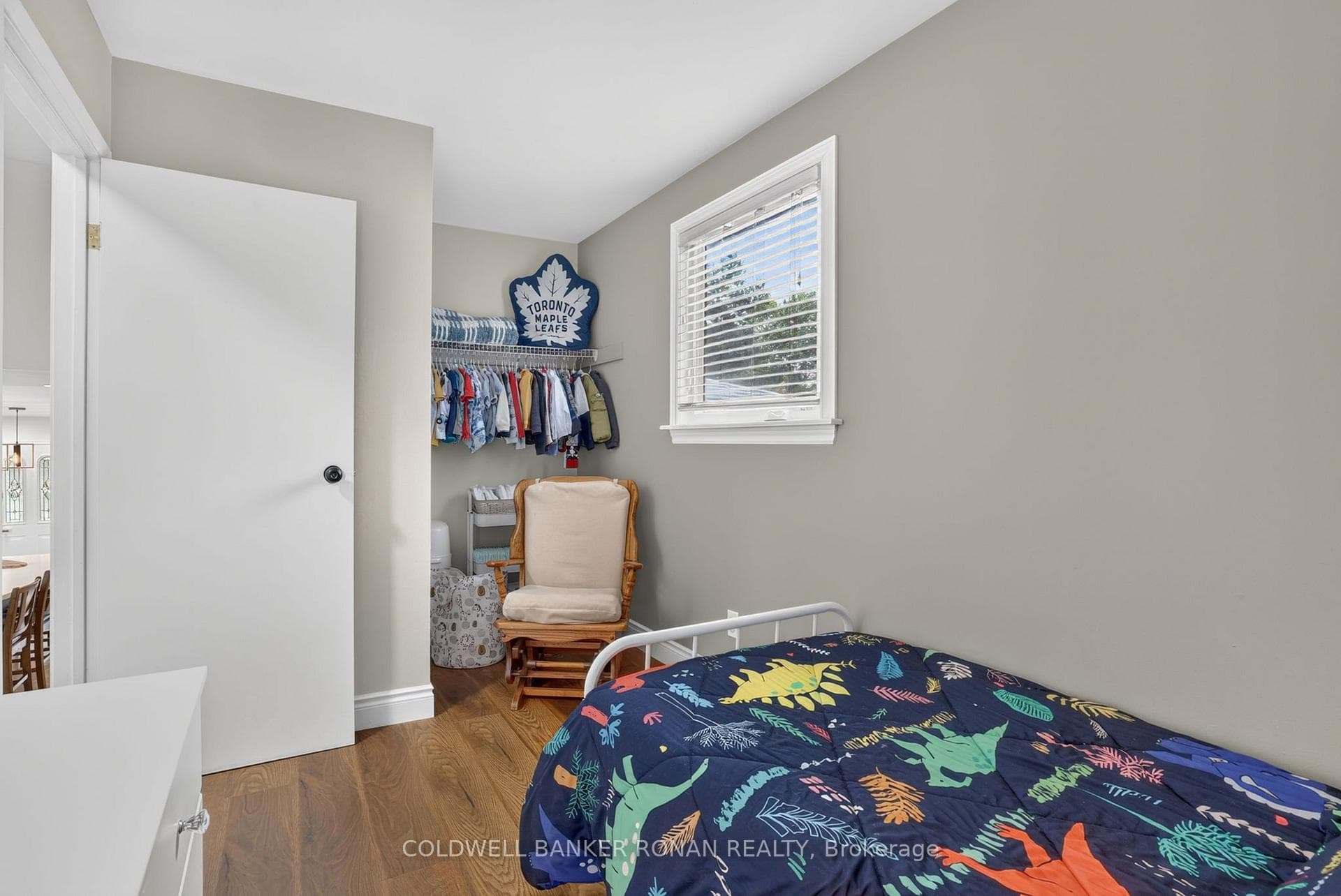 281 Tupper Boulevard photo 21