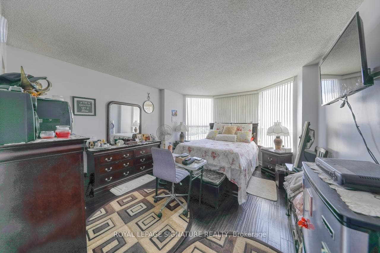 6 Humberline Drive Unit 904 photo 28