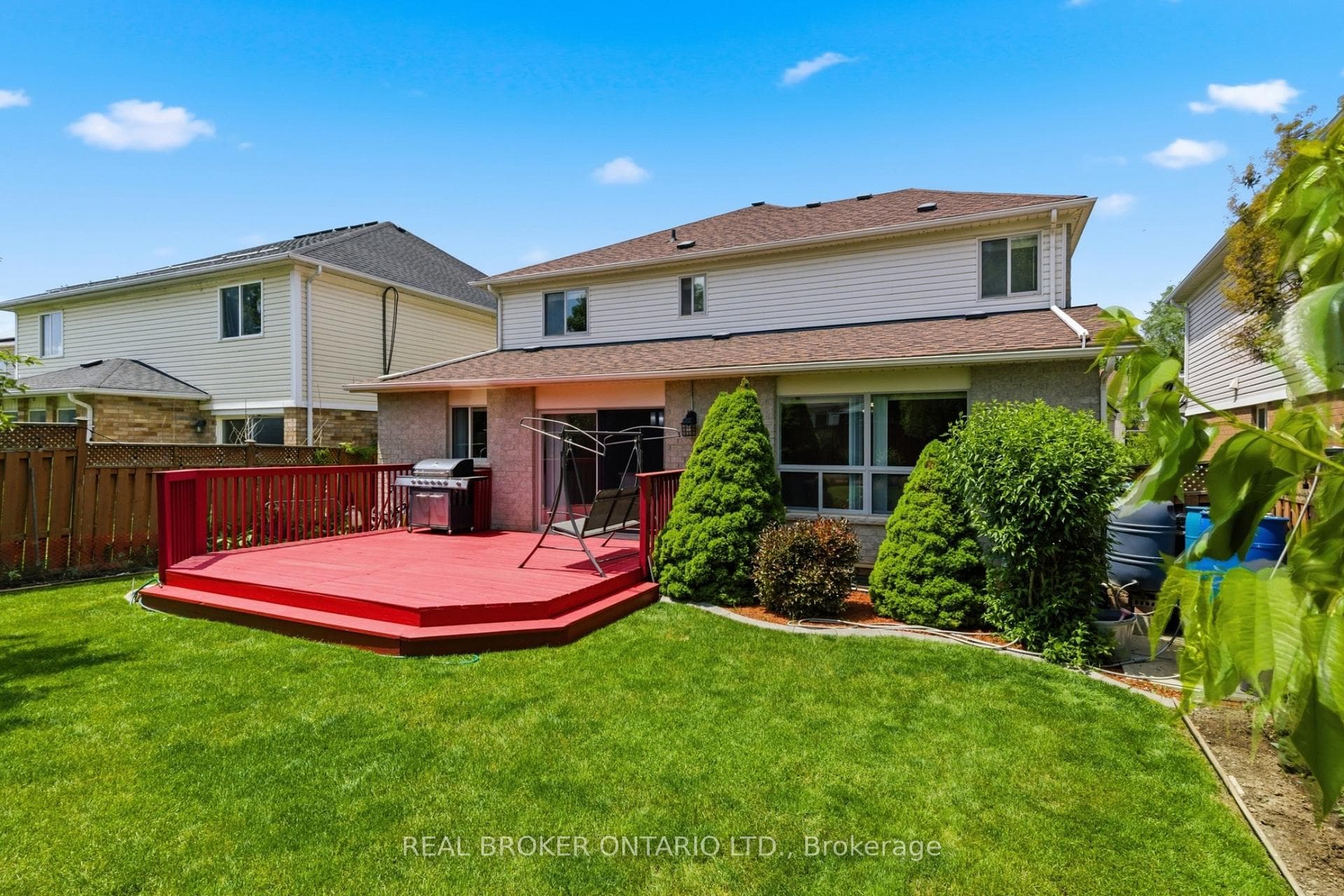 135 Blackburn Drive photo 41