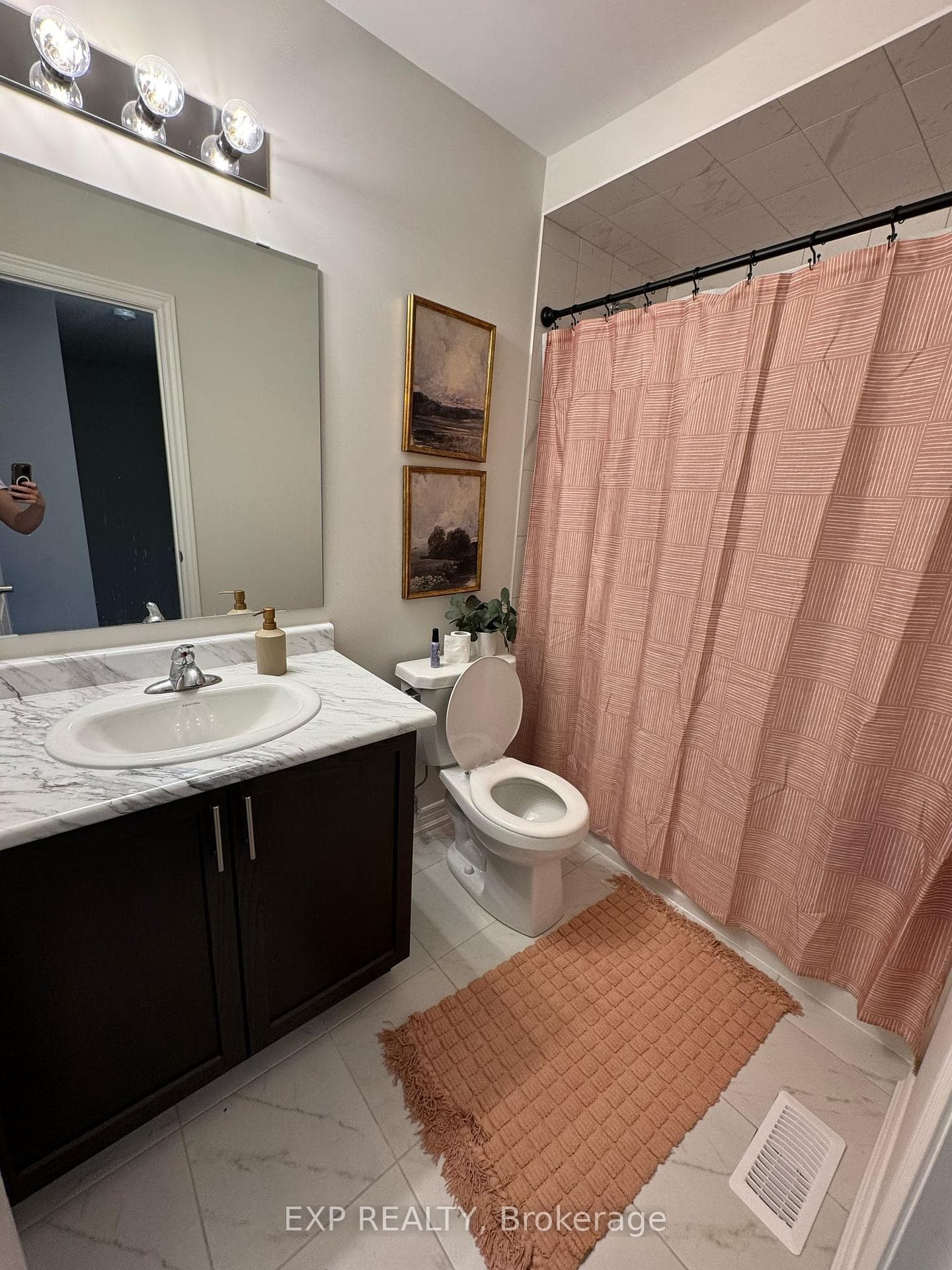 32 Linden Park Lane photo 13