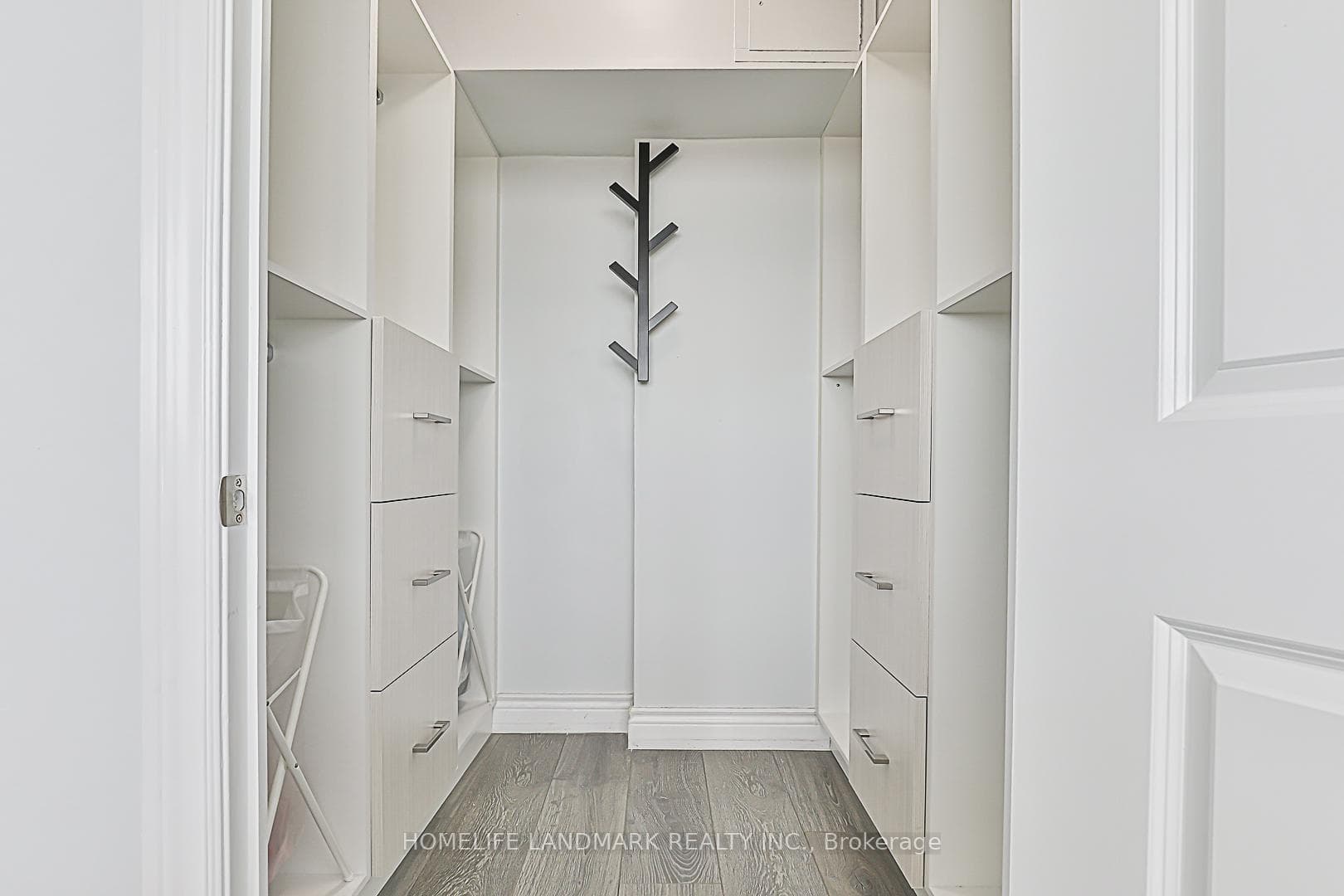 2050 Bridletowne Circle Unit 610 photo 22