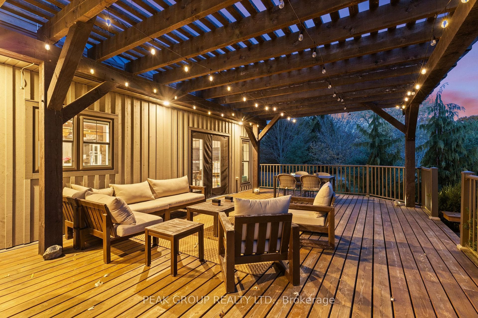 662 Foss Road photo 43