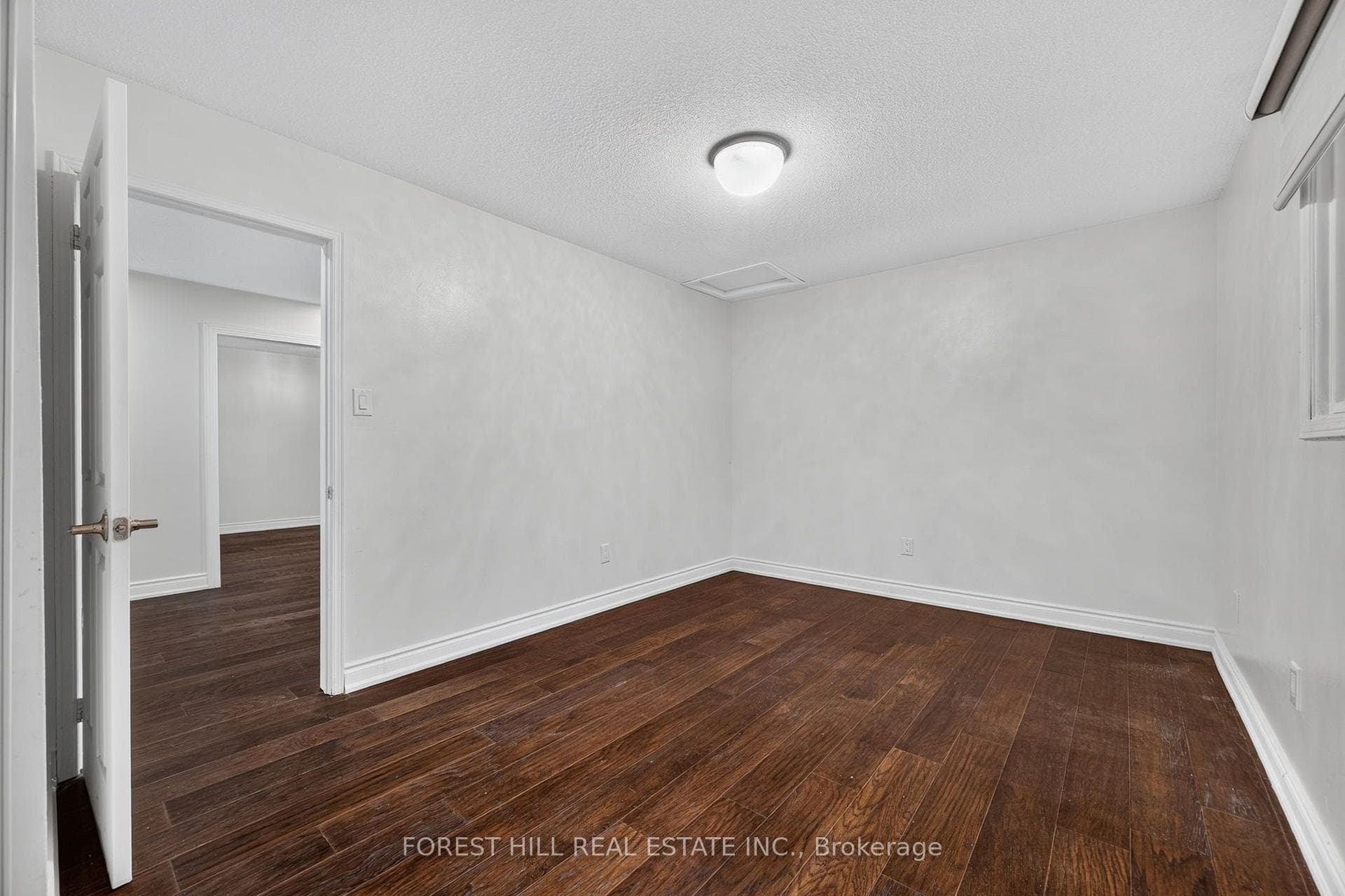 55 Castlehill Road photo 27