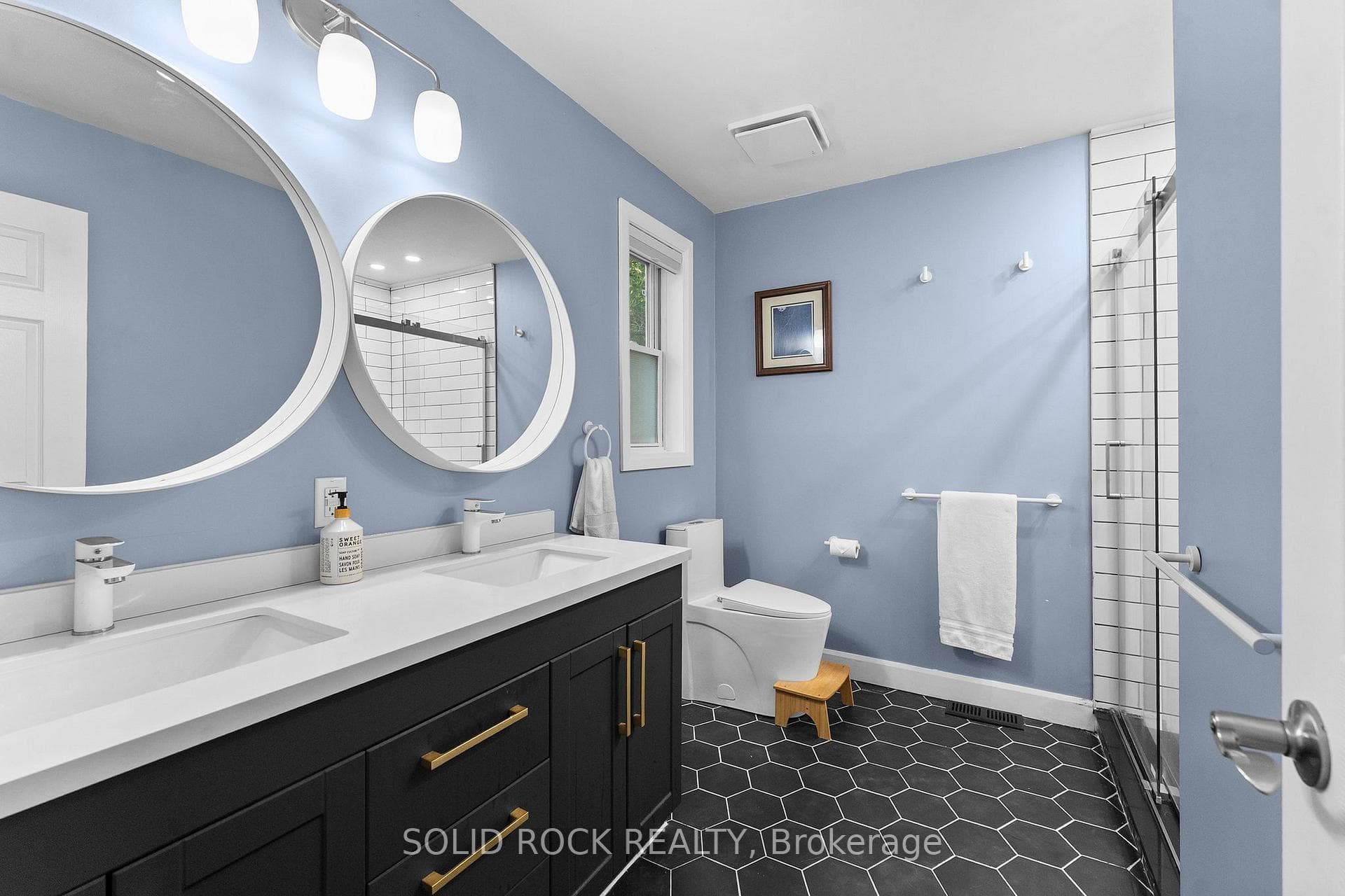 112 Kedey Street photo 14