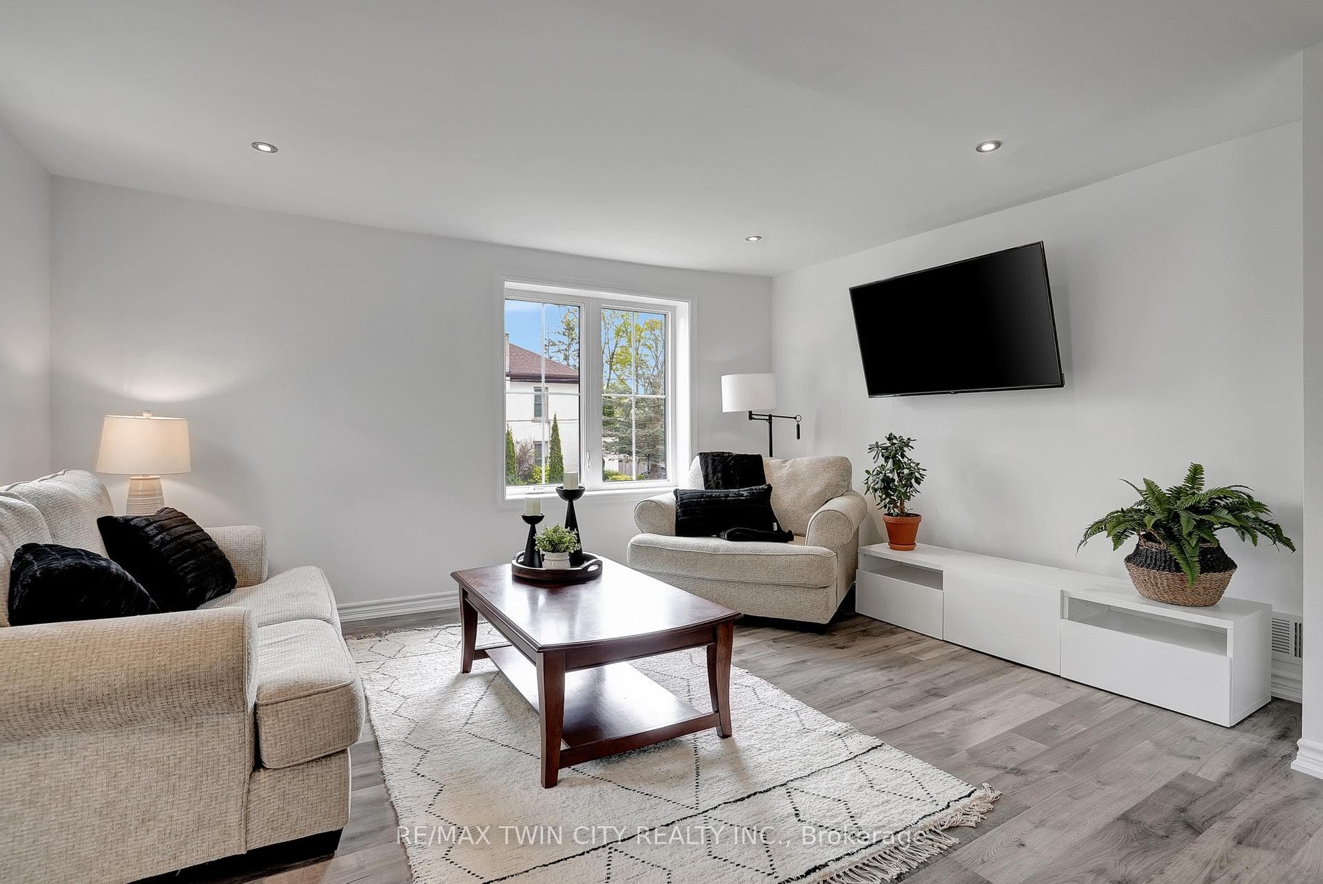 208 Jacob Street photo 6