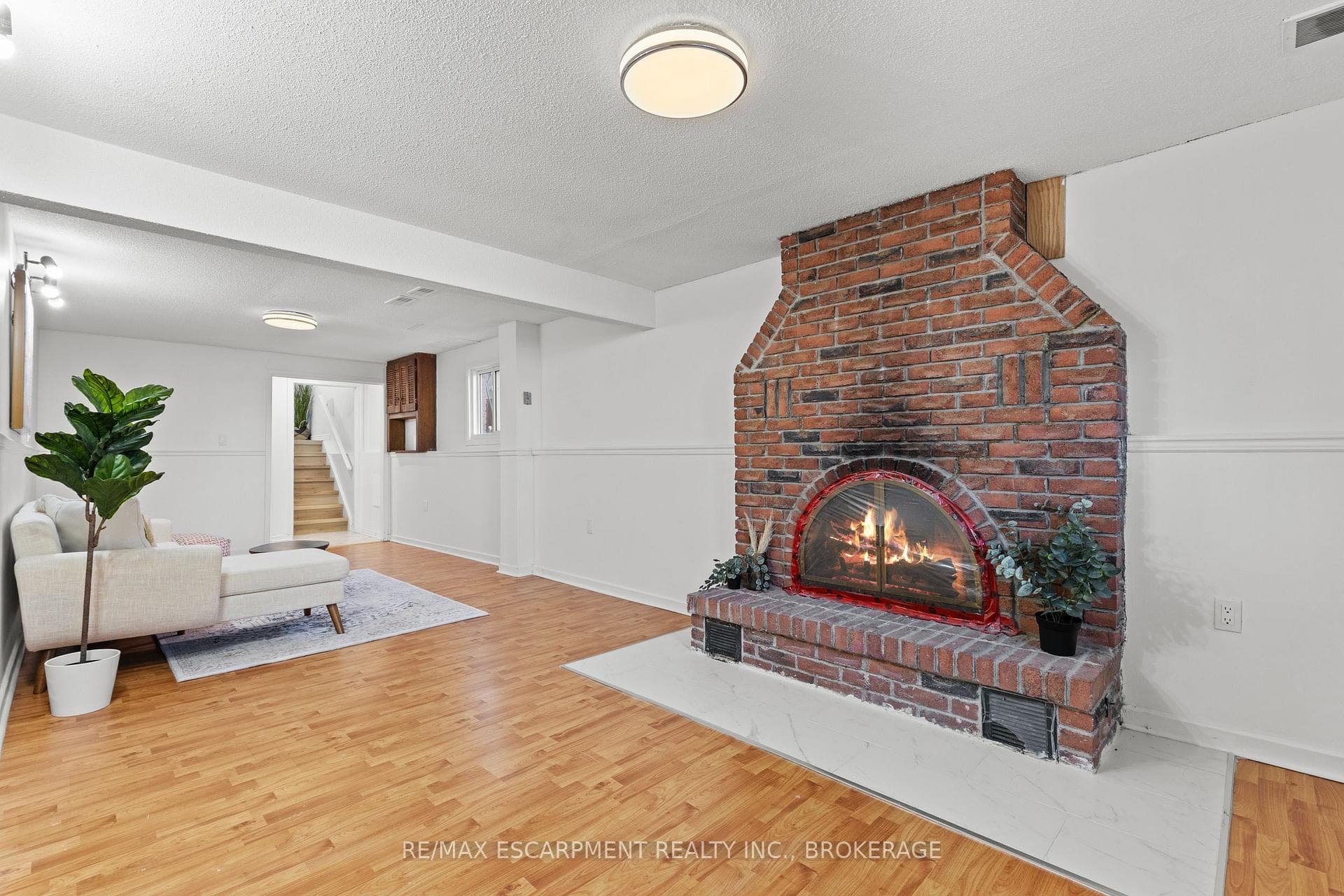 121 ROCKWOOD Avenue photo 30