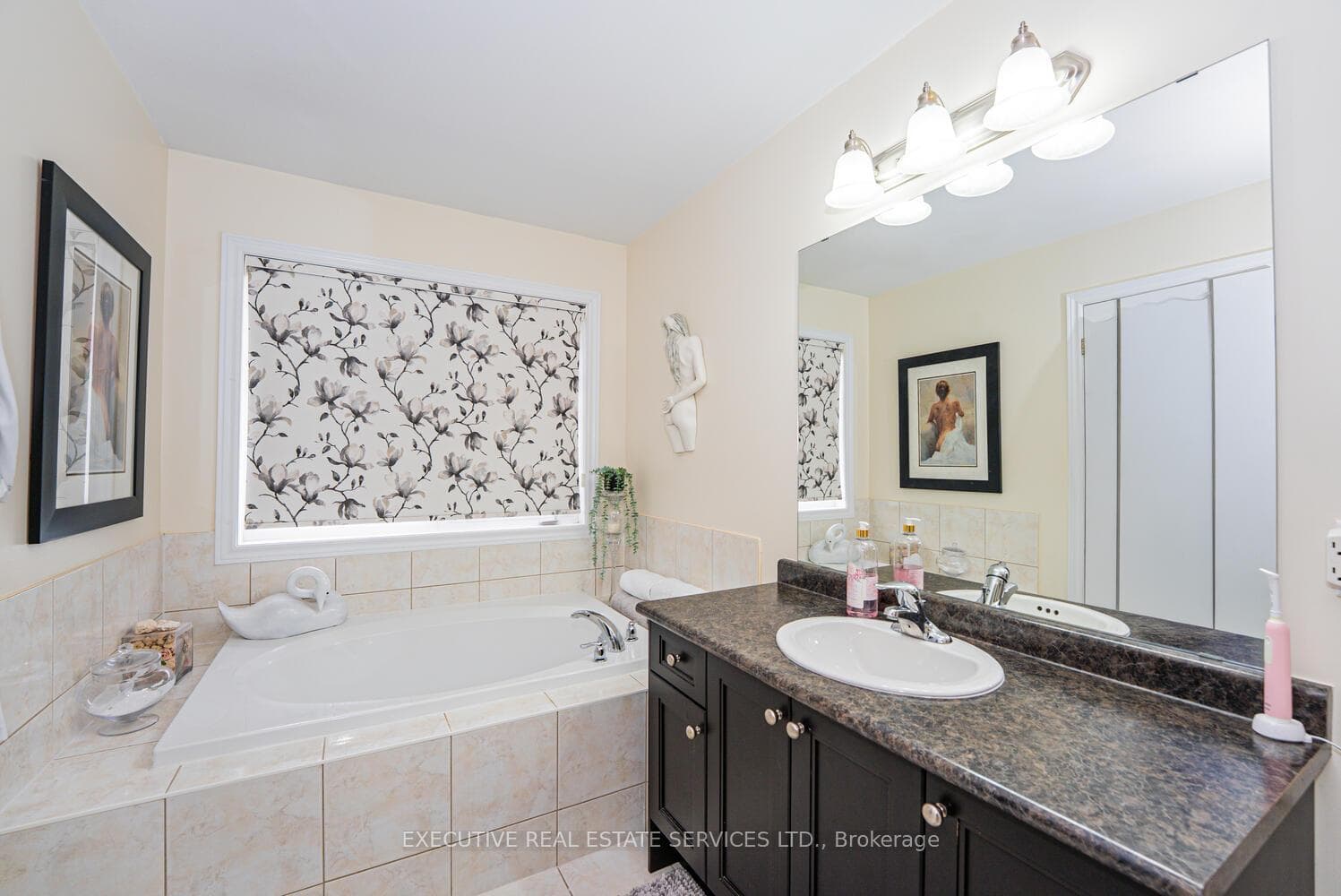 3275 Stalybridge Drive Unit 21 photo 29