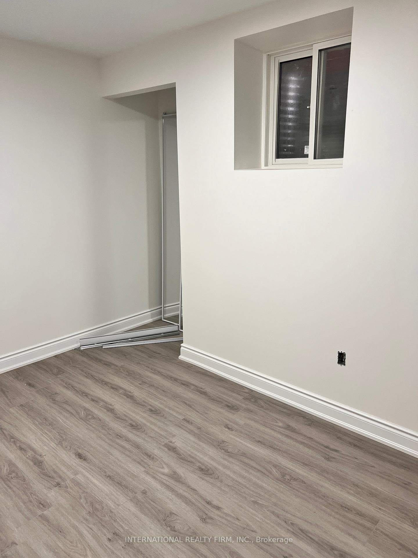 41 Eberly Woods Drive Unit Basement photo 3