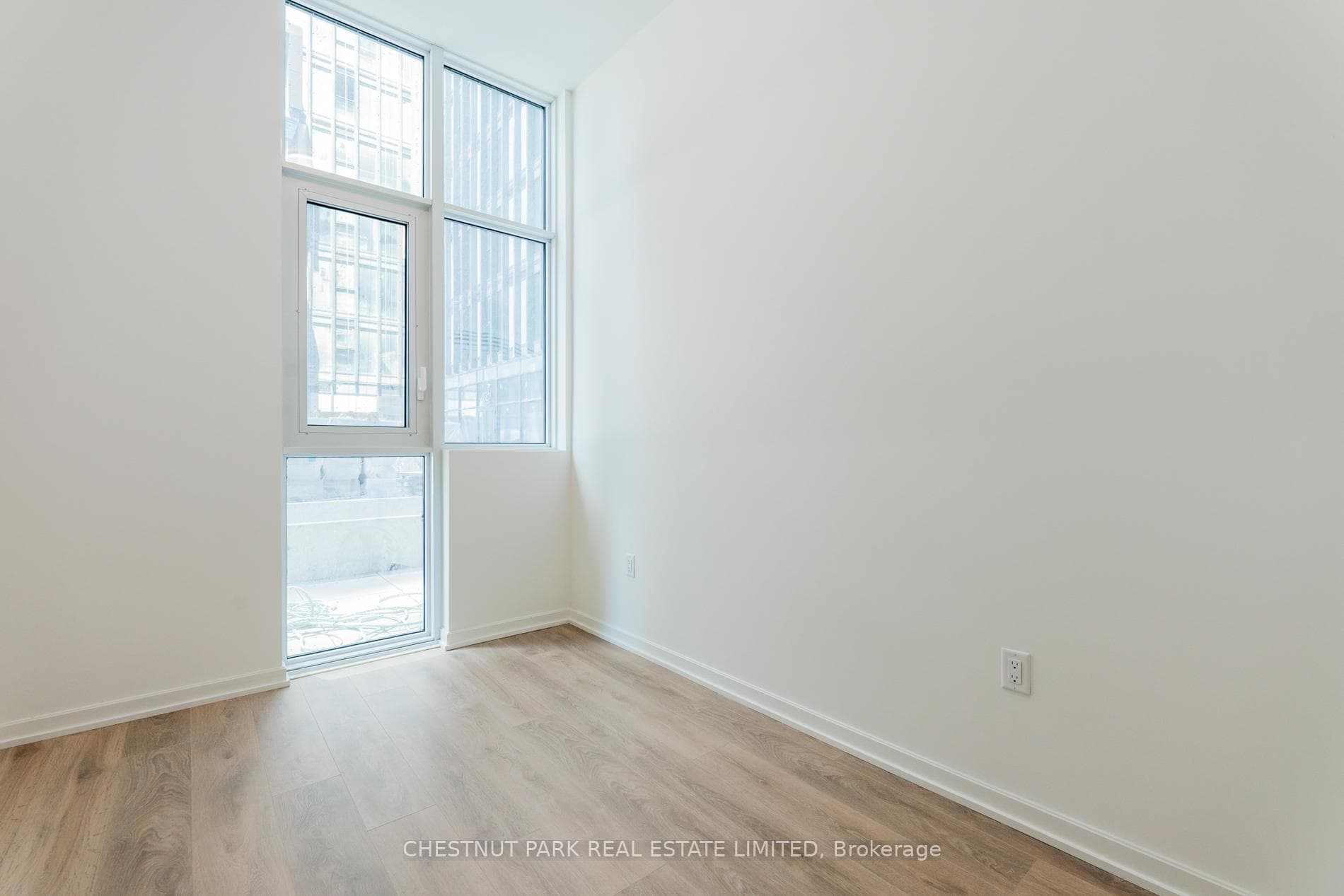 1245 Dupont Street Unit 305 photo 20