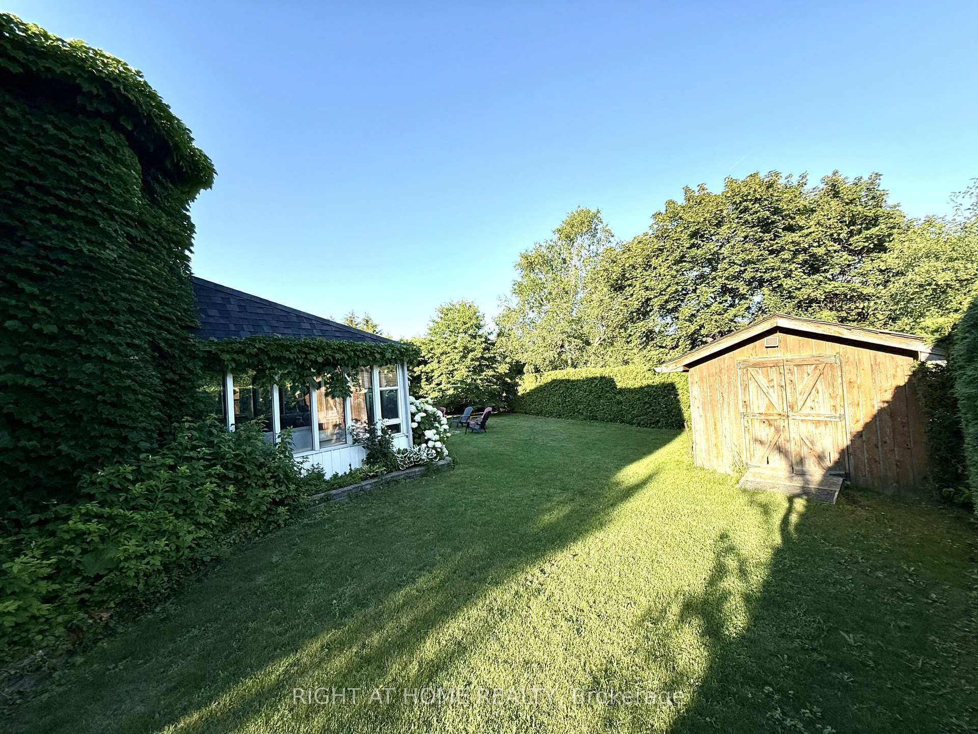 43 Topham Crescent photo 42