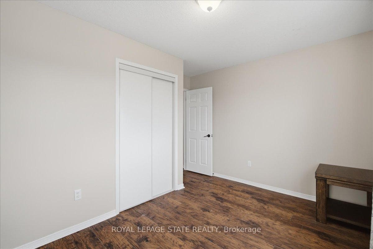 40 Whitwell Way photo 34