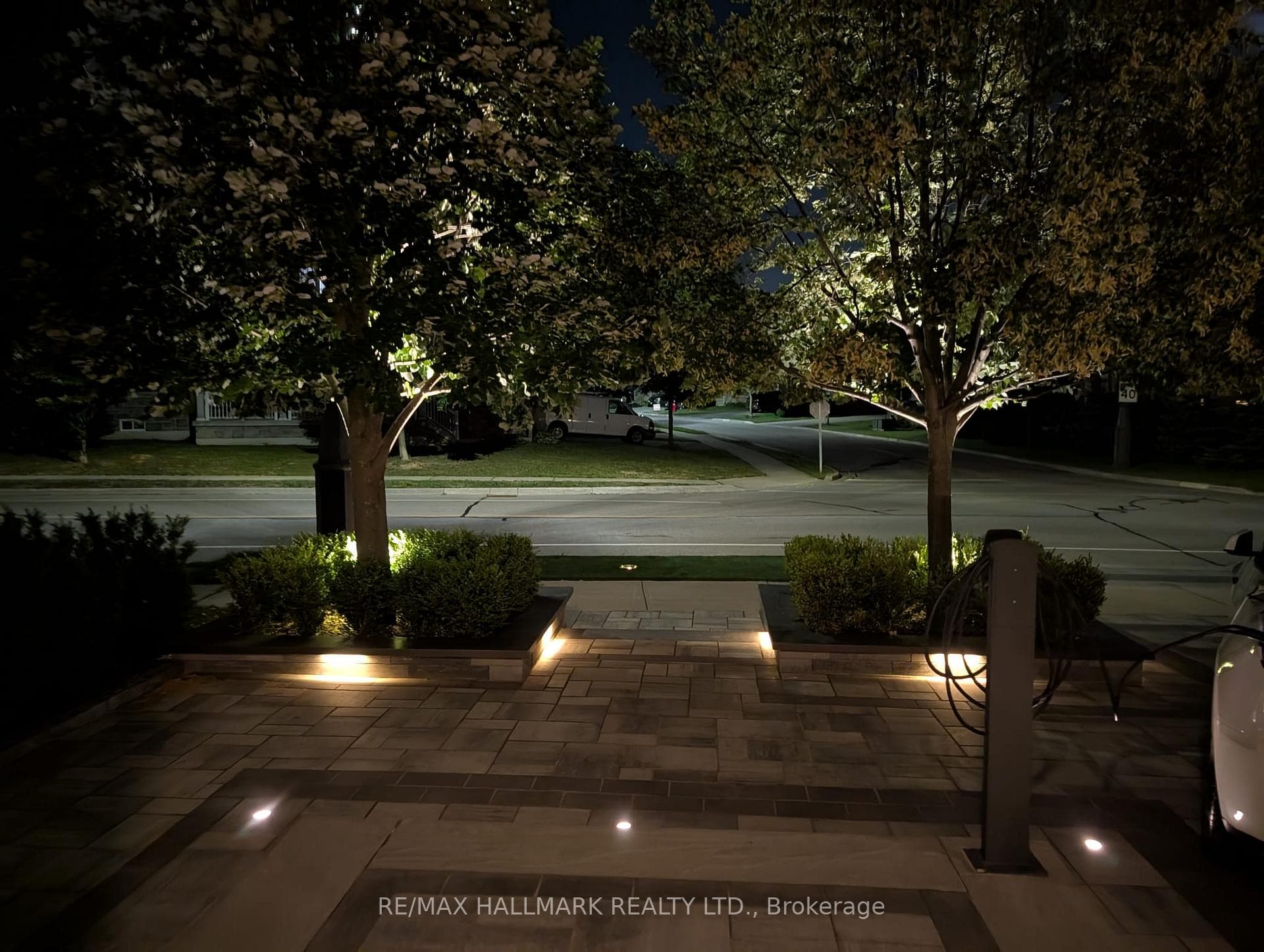 1135 Cenotaph Boulevard photo 6