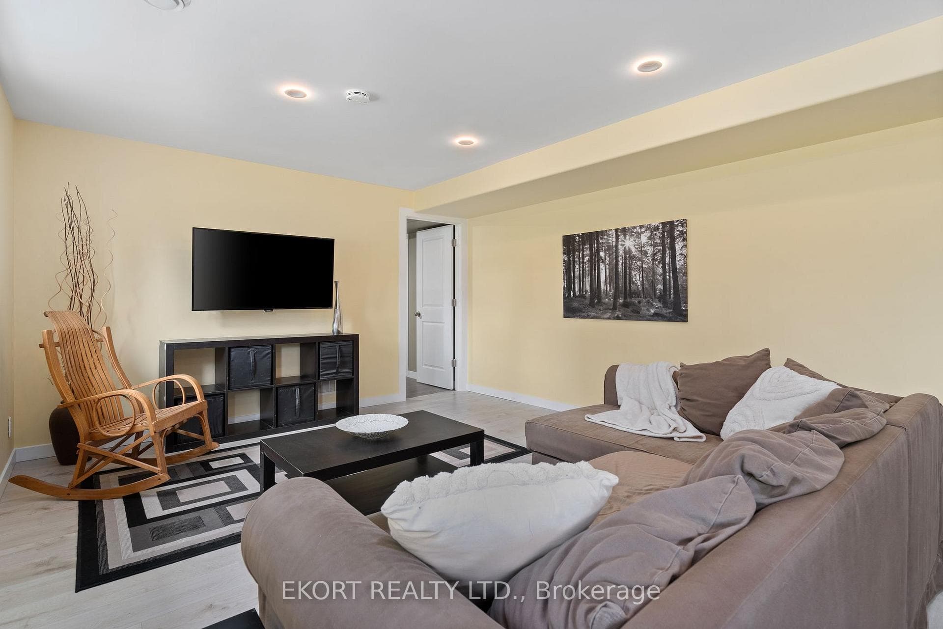 366 Ray Road photo 29