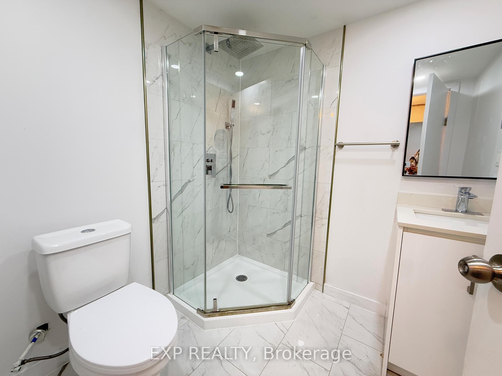 377 VESTA Place photo 18
