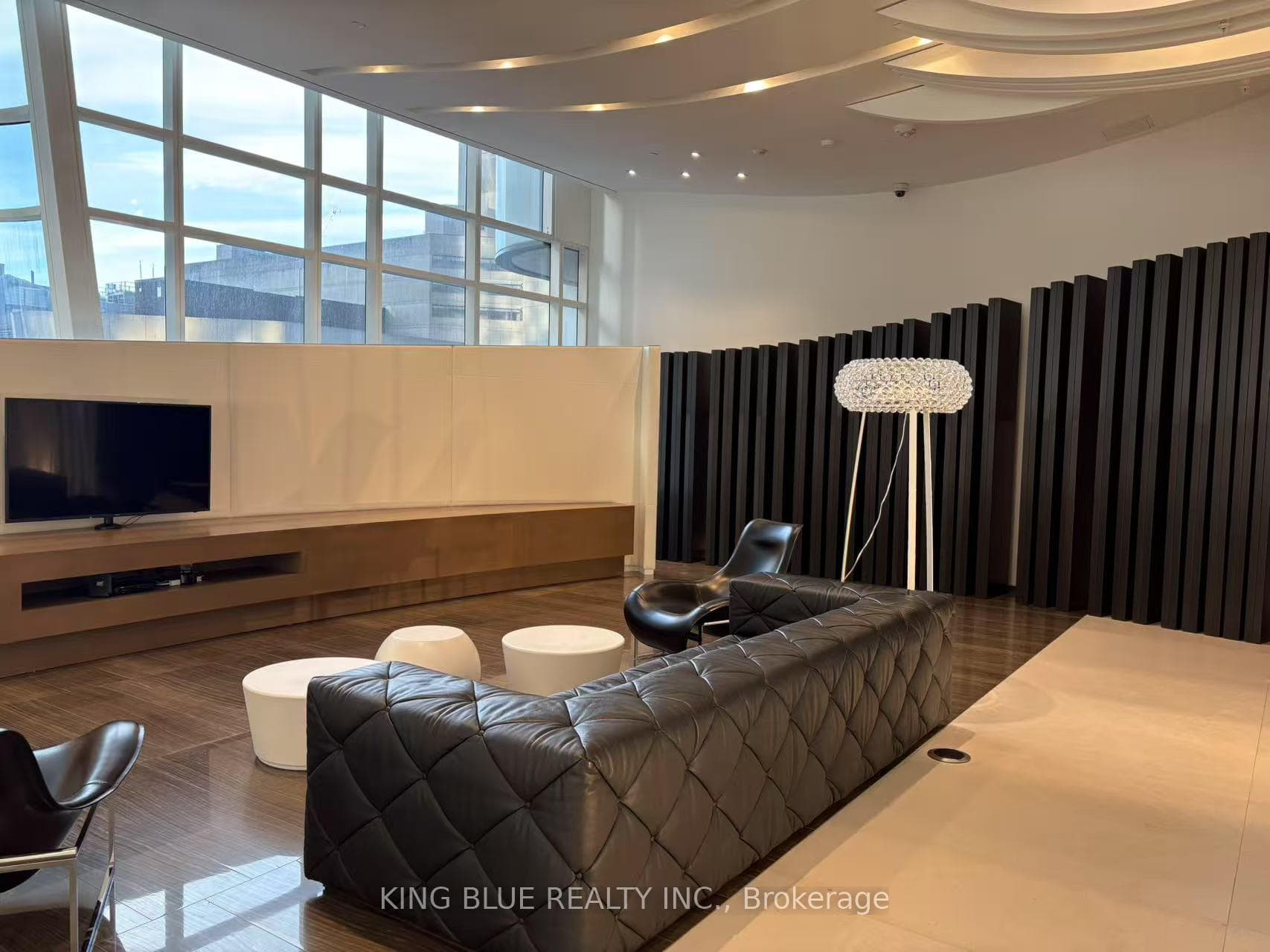 1 Bloor Street Unit 1510 photo 18