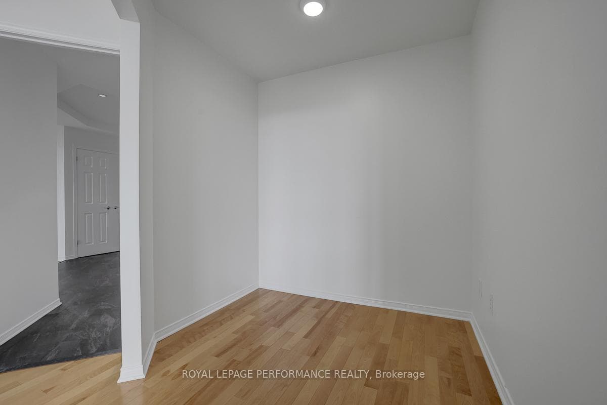 38 Metropole Private Unit 1101 photo 19