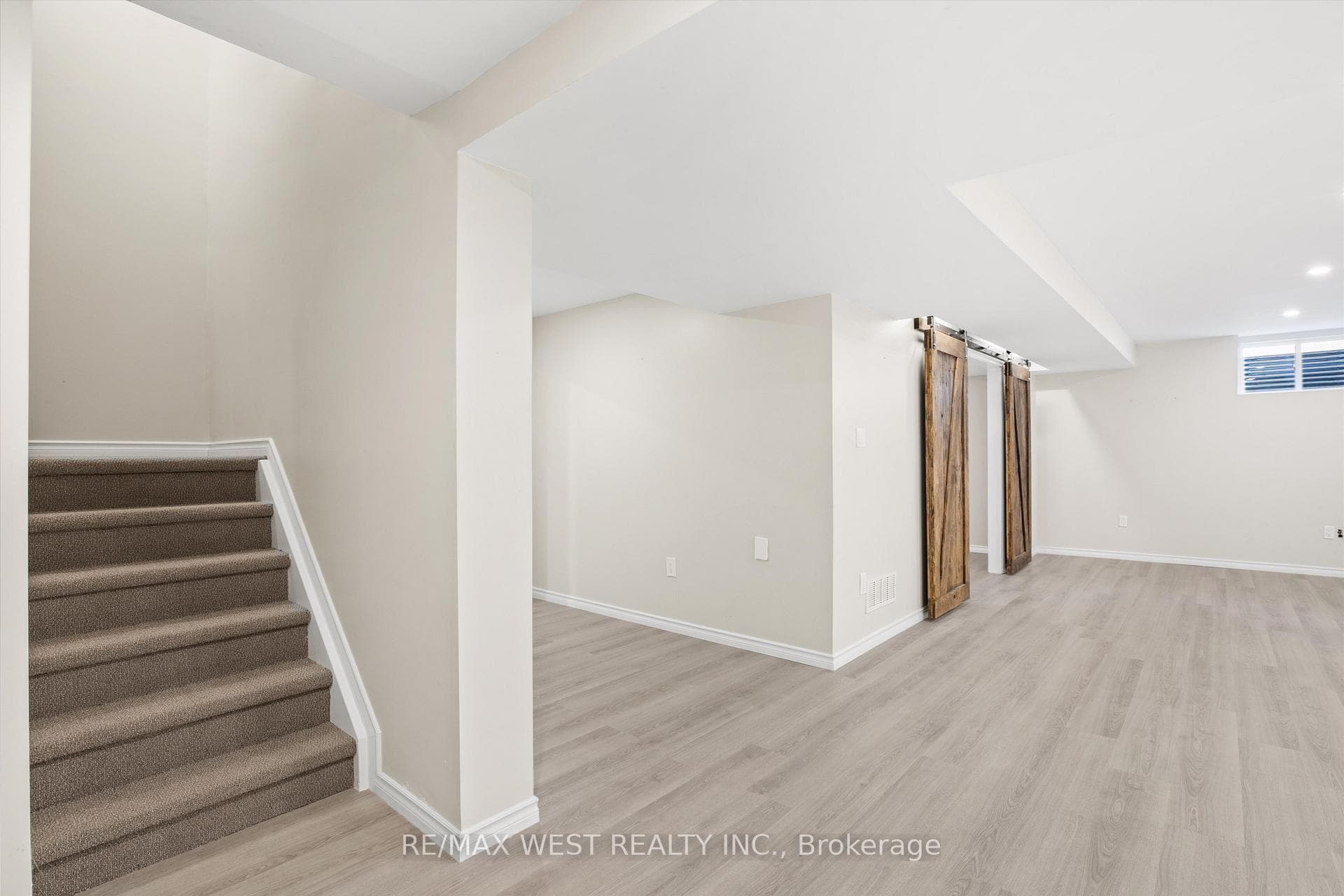 133 Mcfarlane Crescent photo 29
