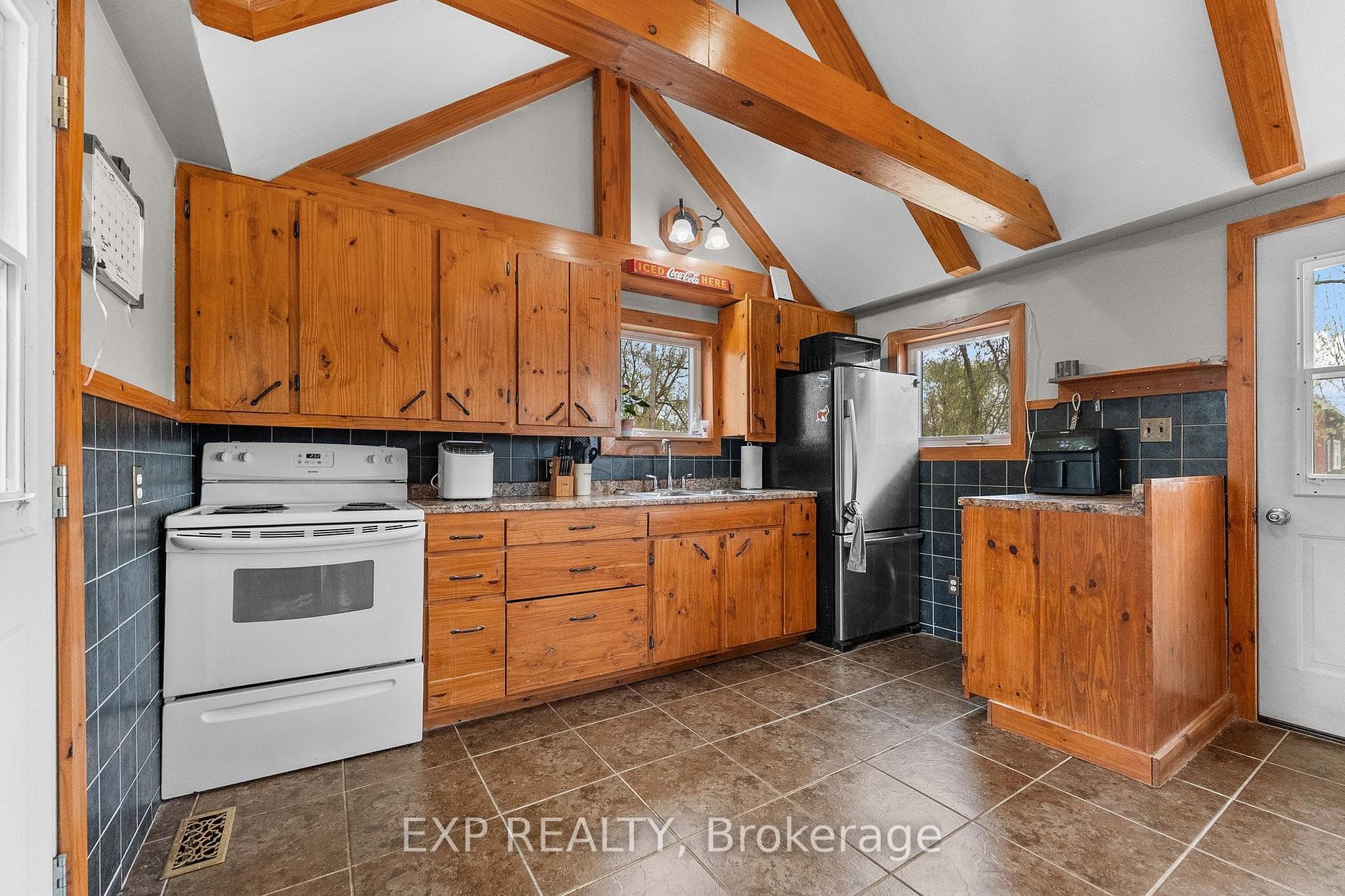 1290 Foy Road photo 8