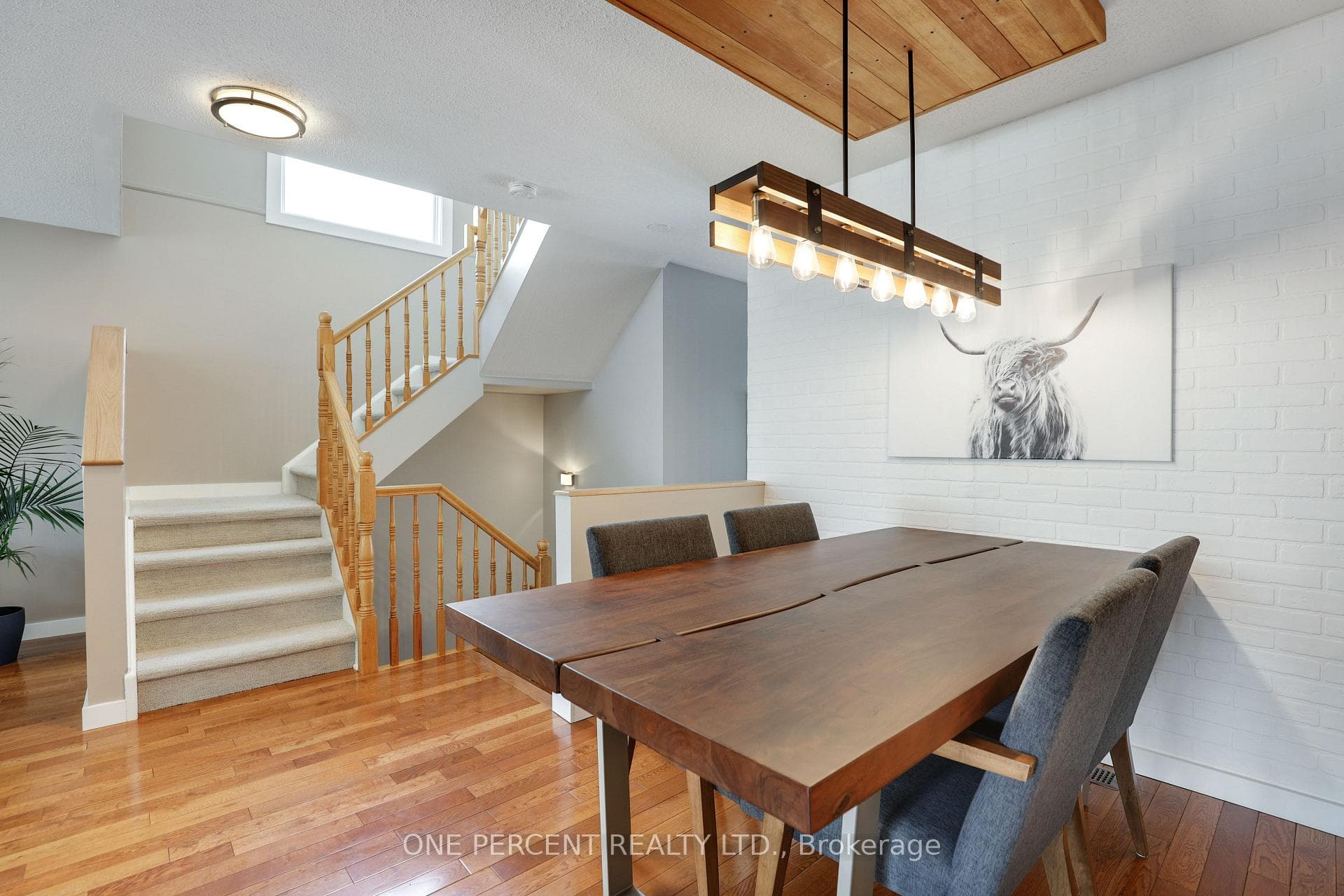63 Sheppard's Glen Avenue photo 9