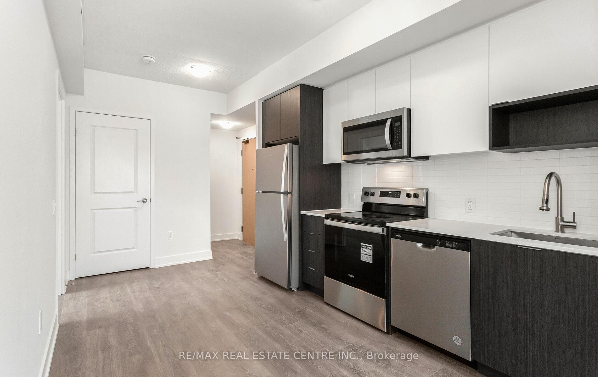 204 Burnhamthorpe Road Unit 1307E photo 17