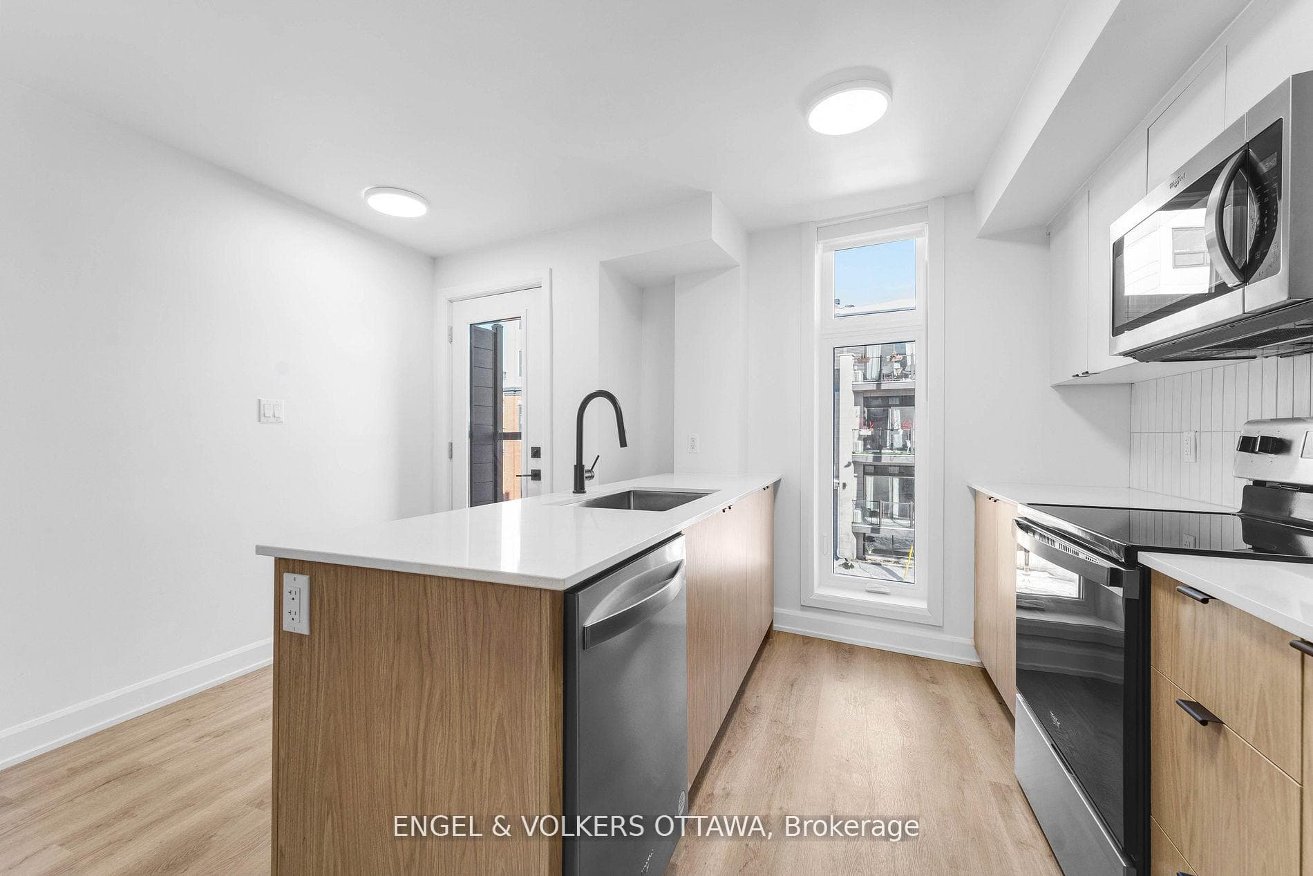 2 MONK Street Unit 3 photo 7
