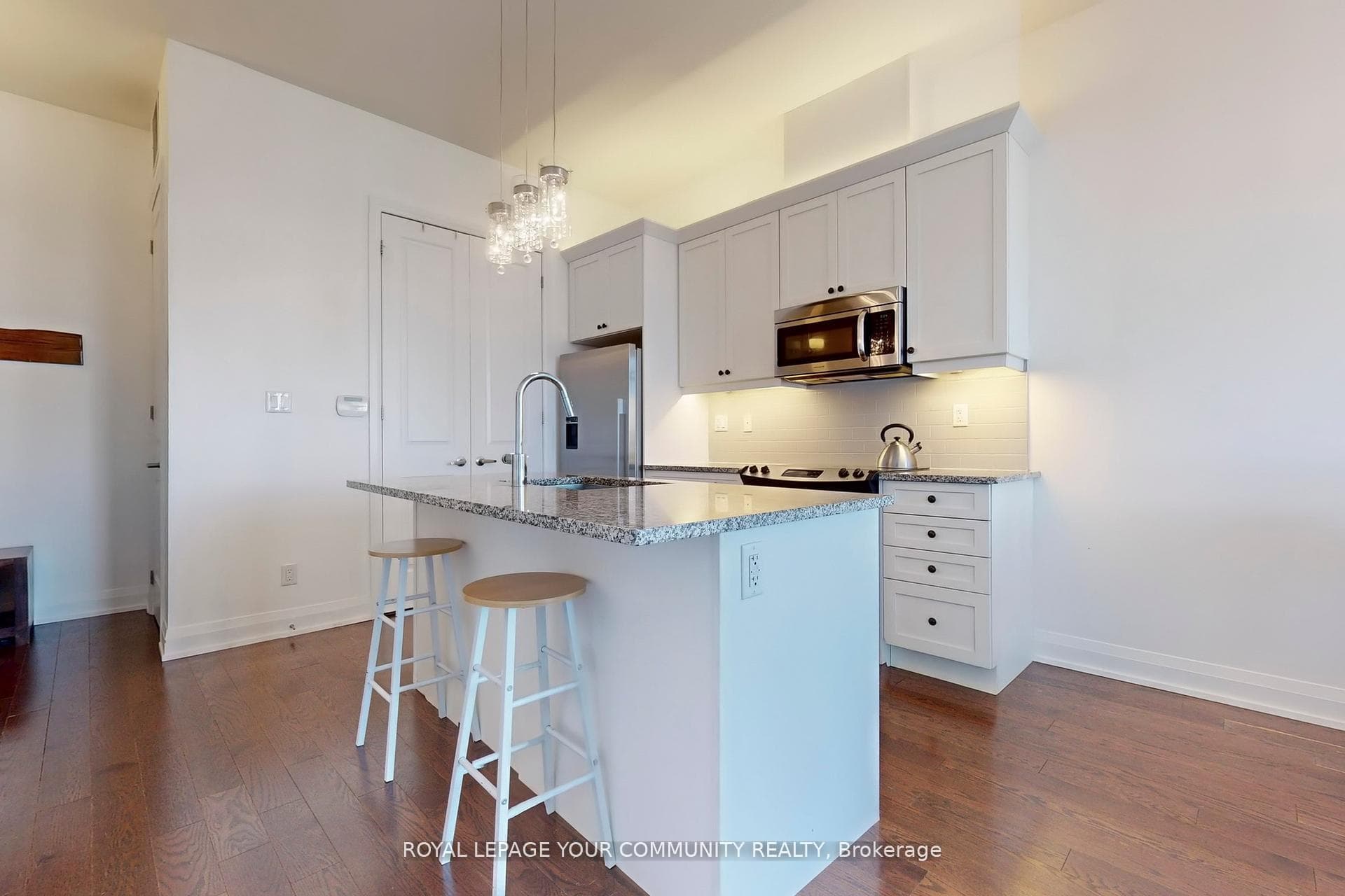 15277 Yonge Street Unit 702B photo 17