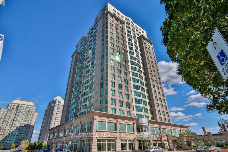 8 Lee Centre Drive Unit 1509 photo 3