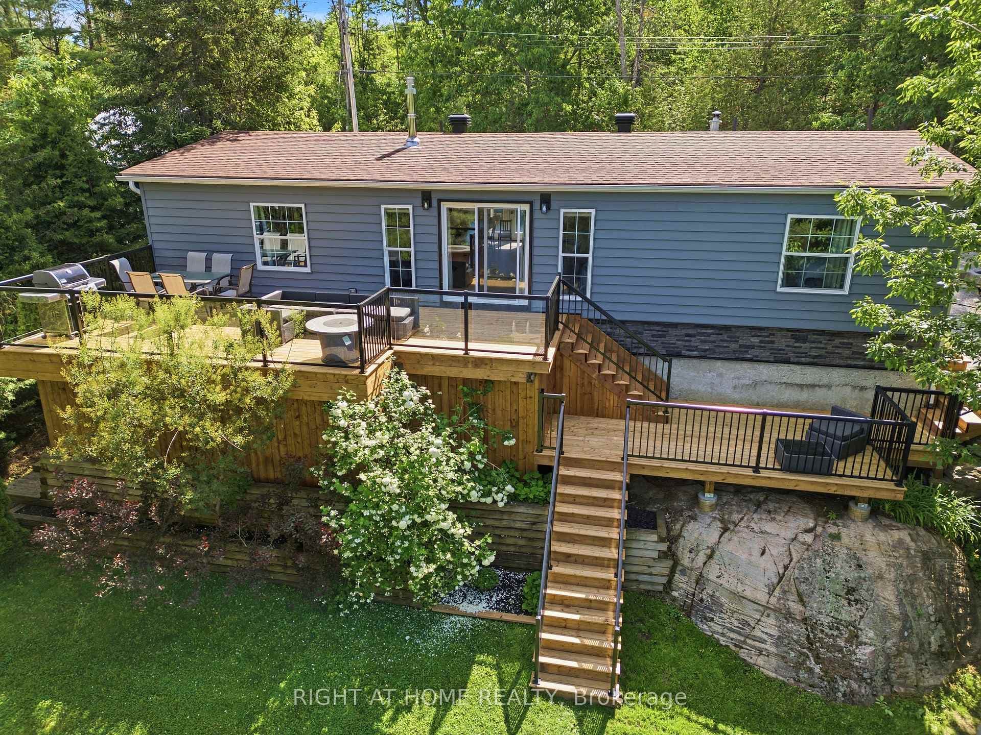 8168 Laidlaw Avenue photo 22