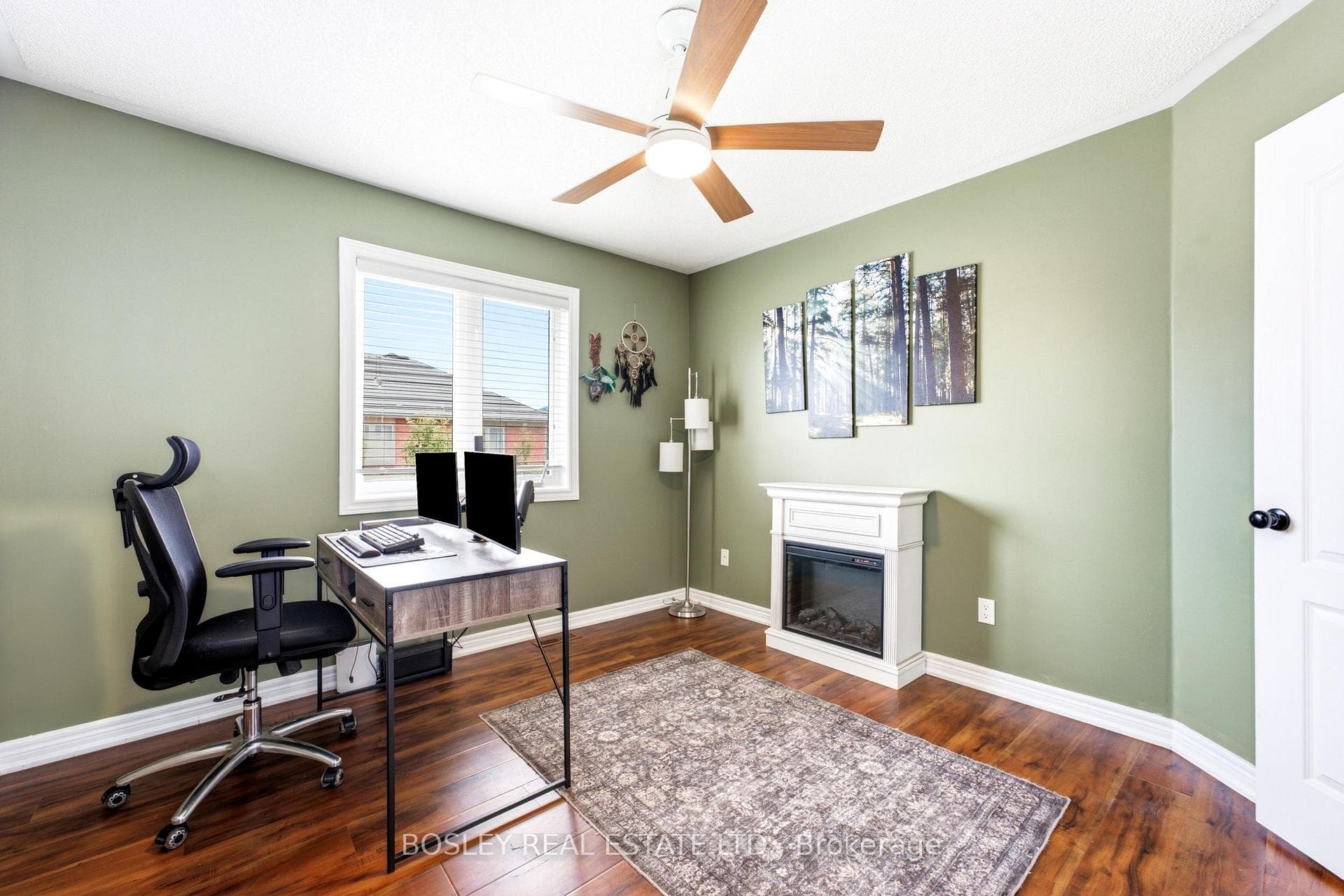 2160 Highcliffe Way photo 27