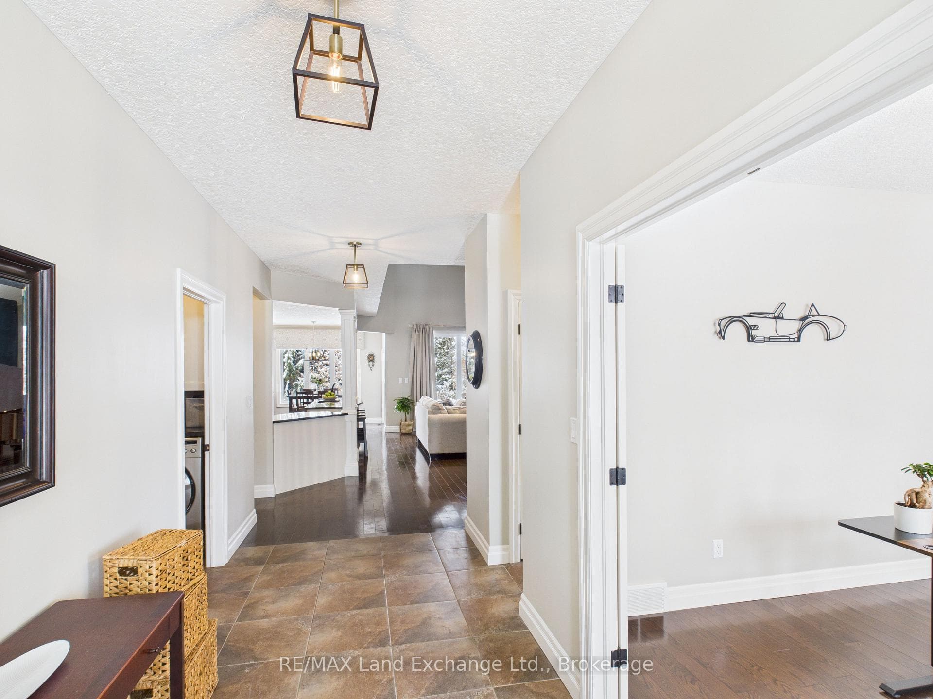 Large Main Foyer