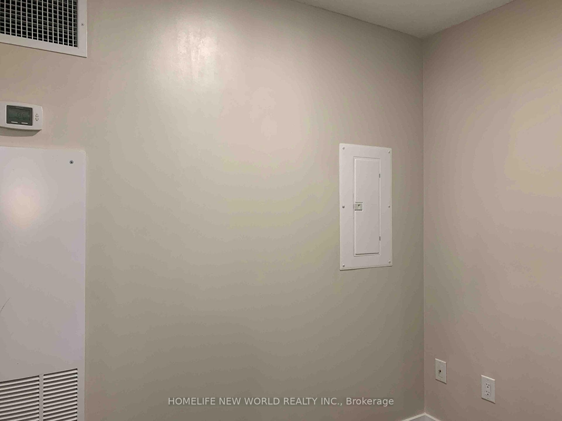 29 Singer Court Unit 1709 photo 13