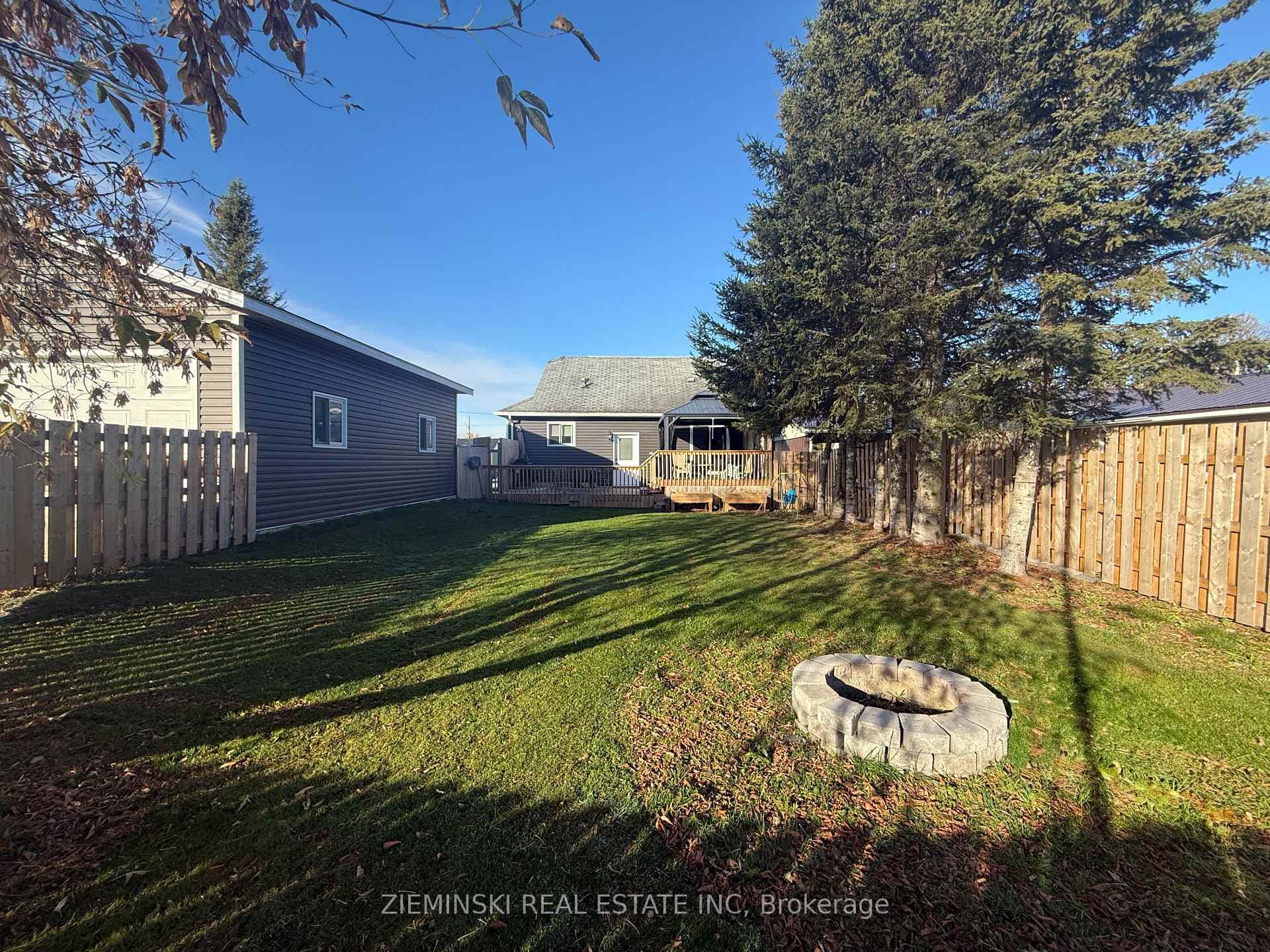 408 Seventh Avenue photo 4