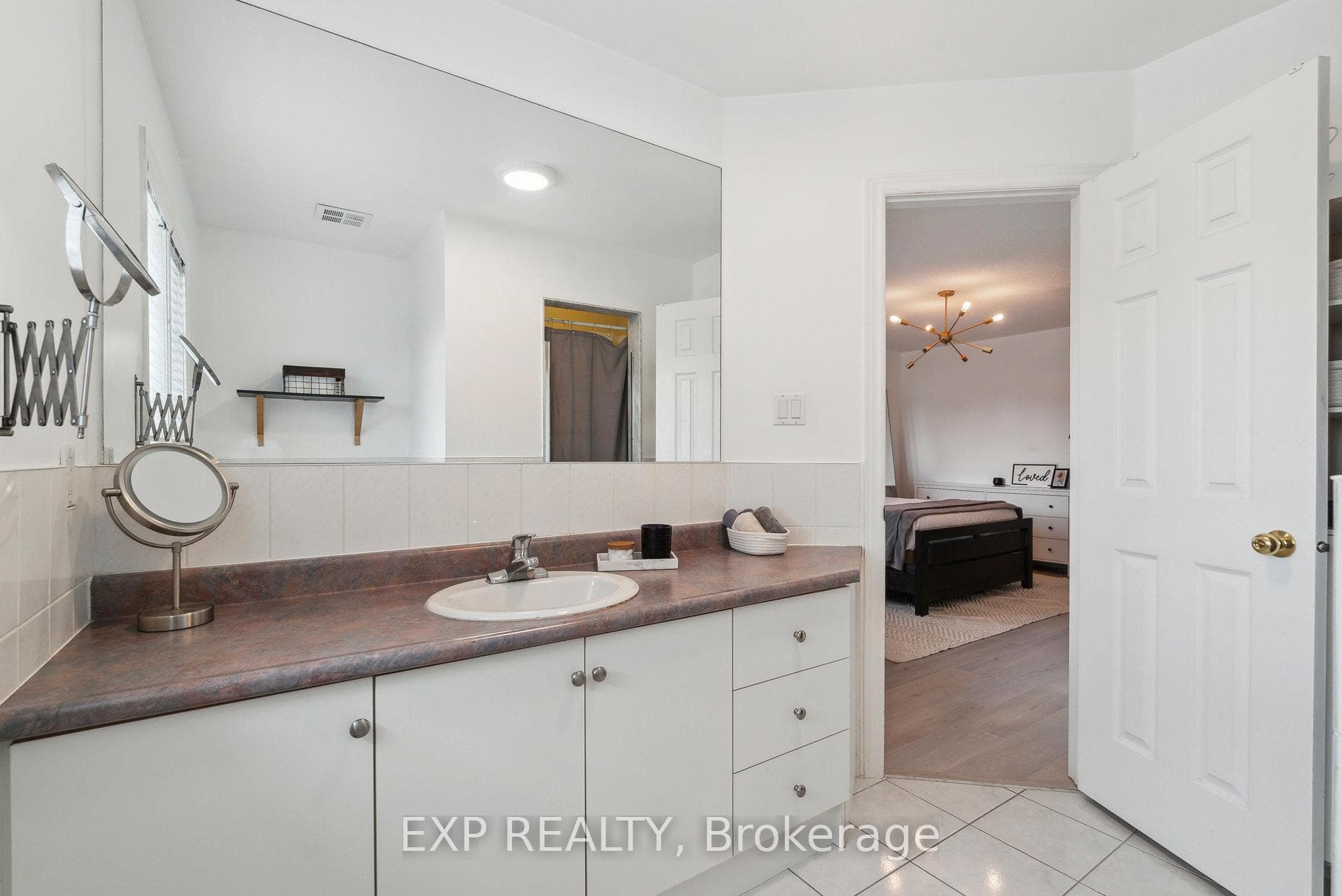 Master Ensuite