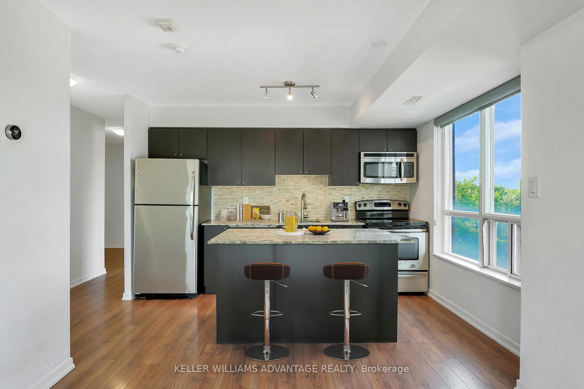 801 Sheppard Avenue Unit 512 photo 6