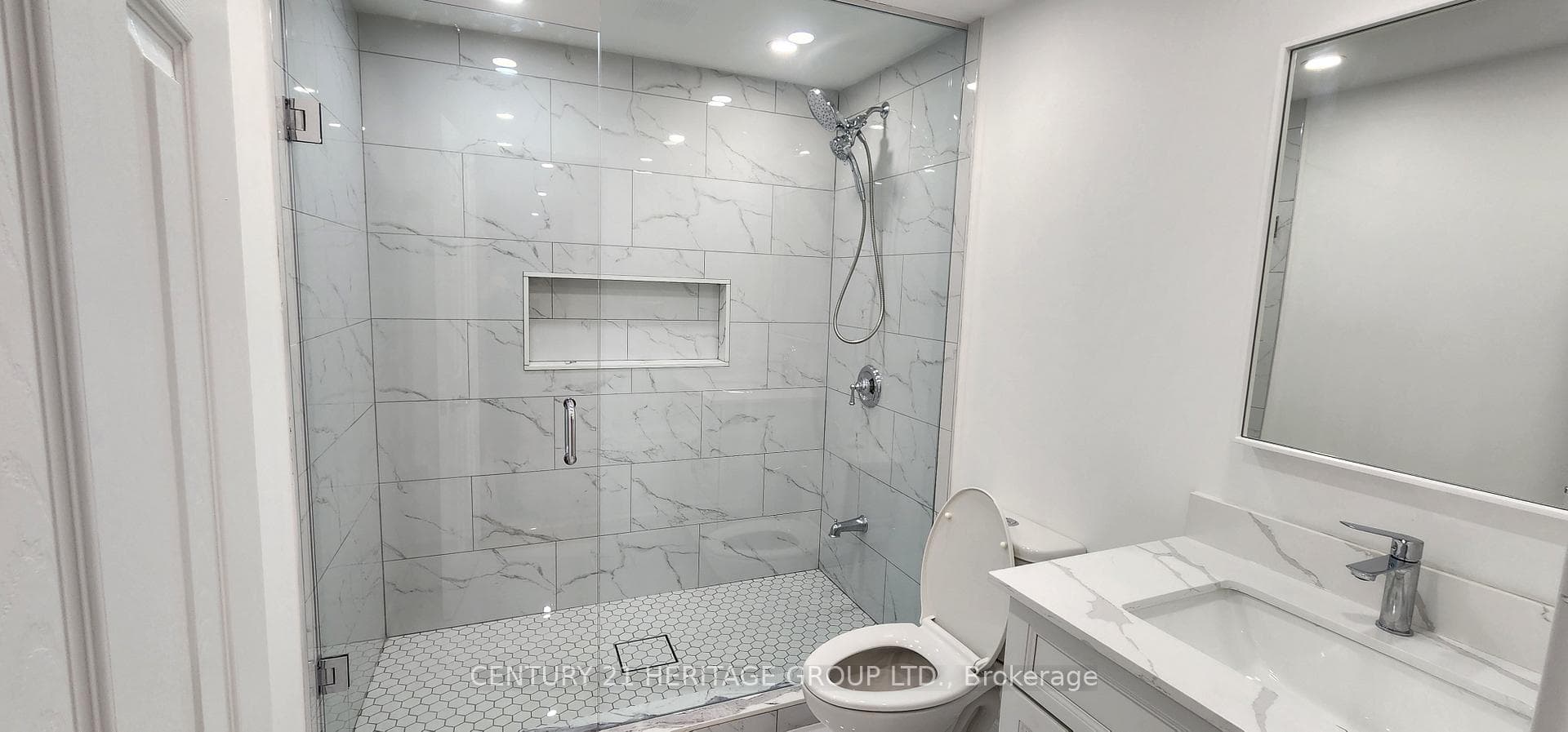 66 Carrera Boulevard Unit Bsmt photo 11