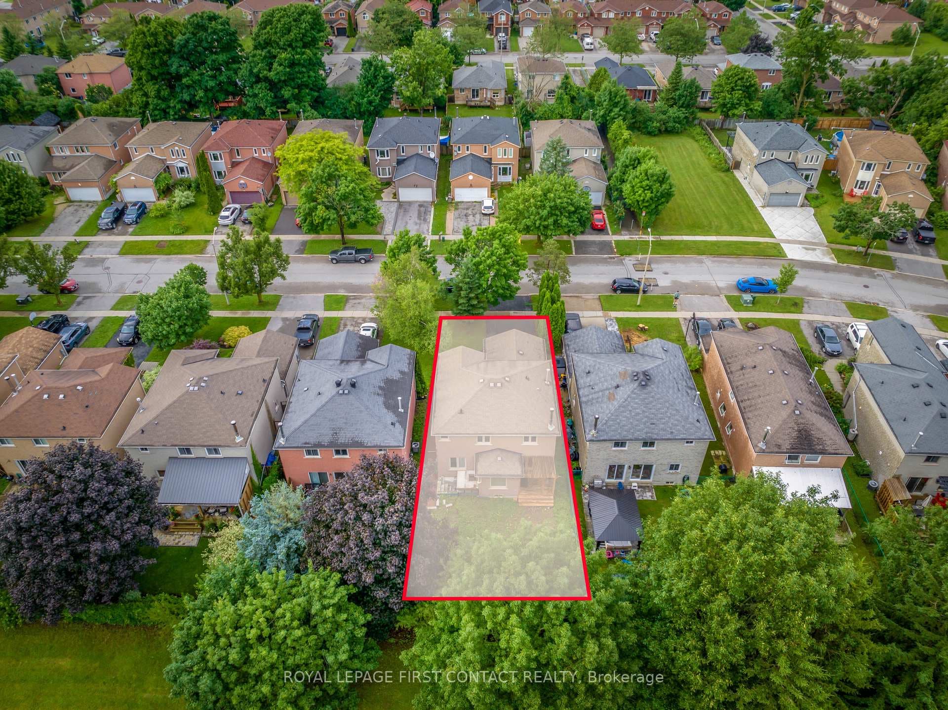 264 HICKLING Trail photo 2