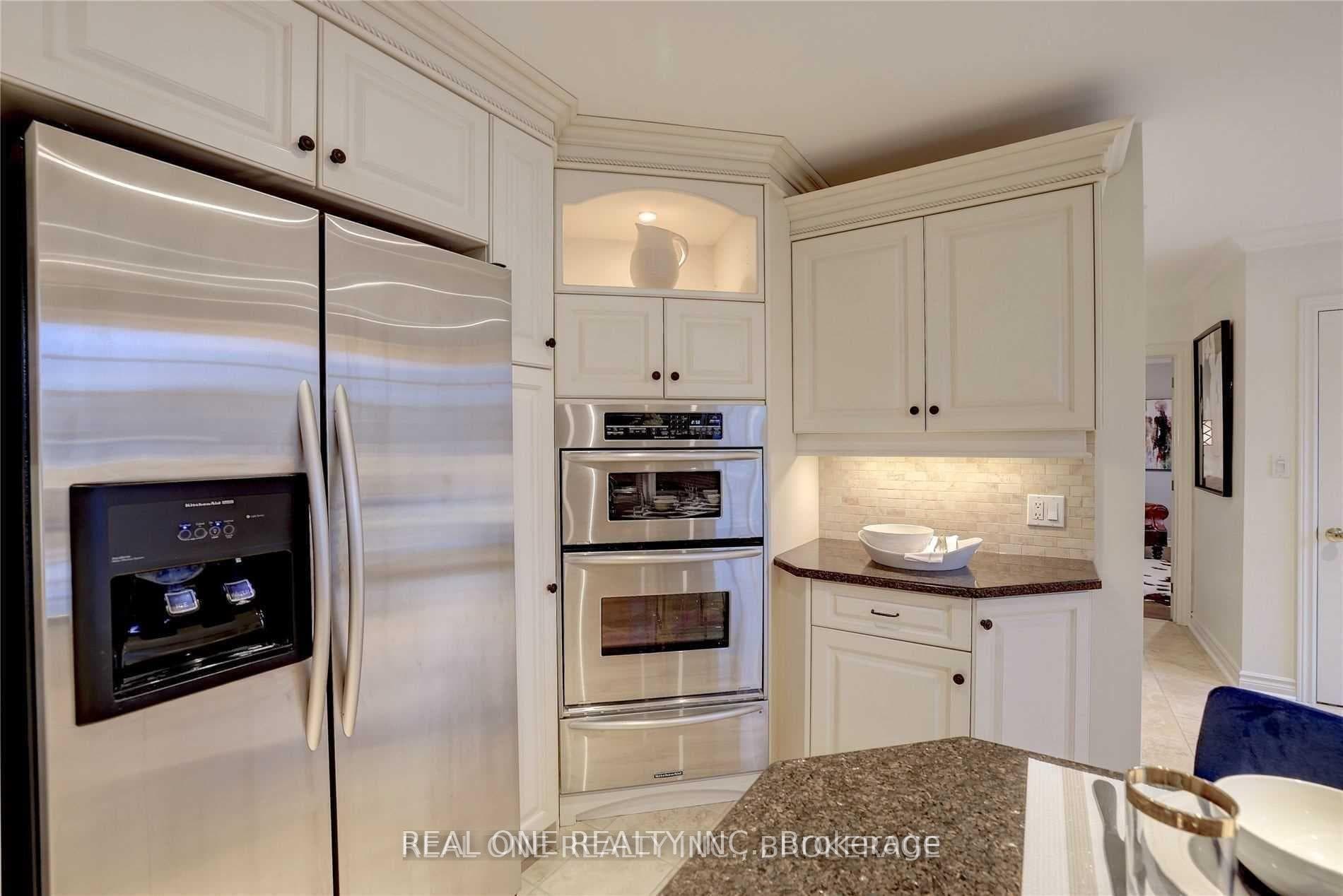 175 Cairncroft Road photo 14