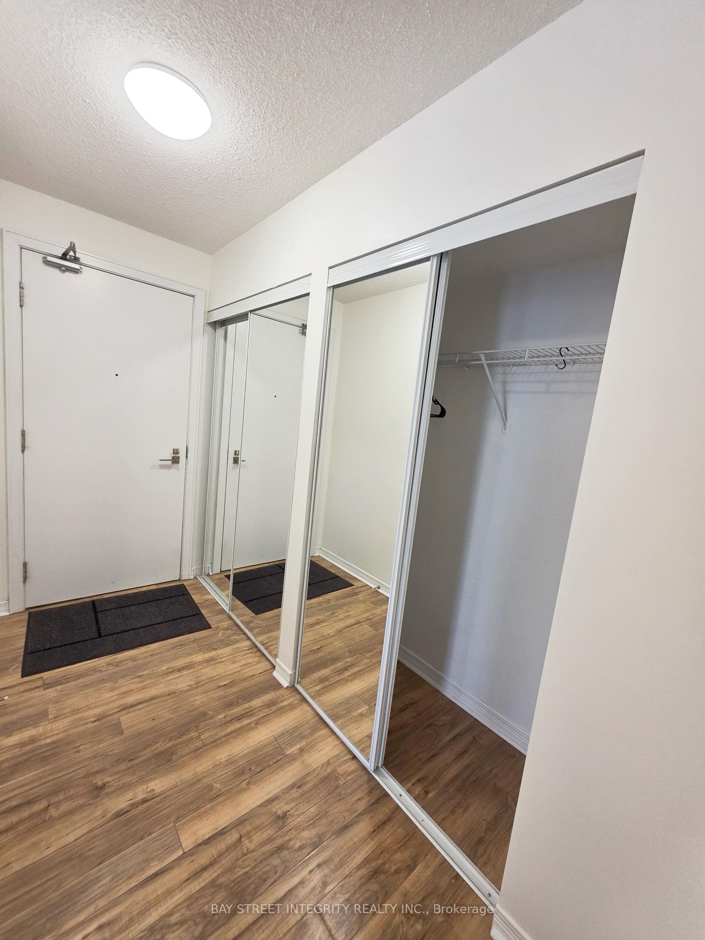 352 FRONT Street Unit 608 photo 14