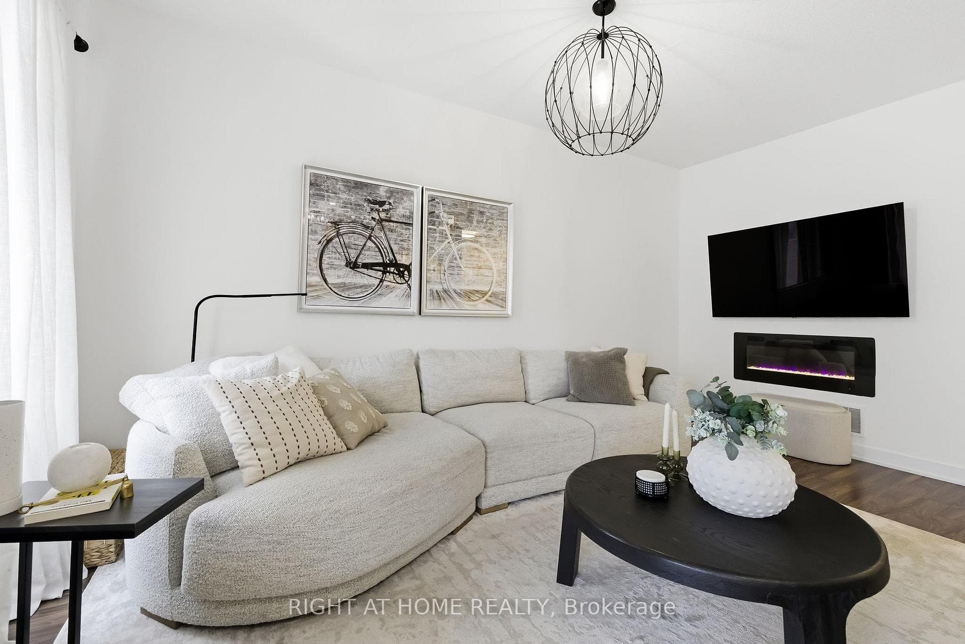 87 Barrister Avenue photo 9