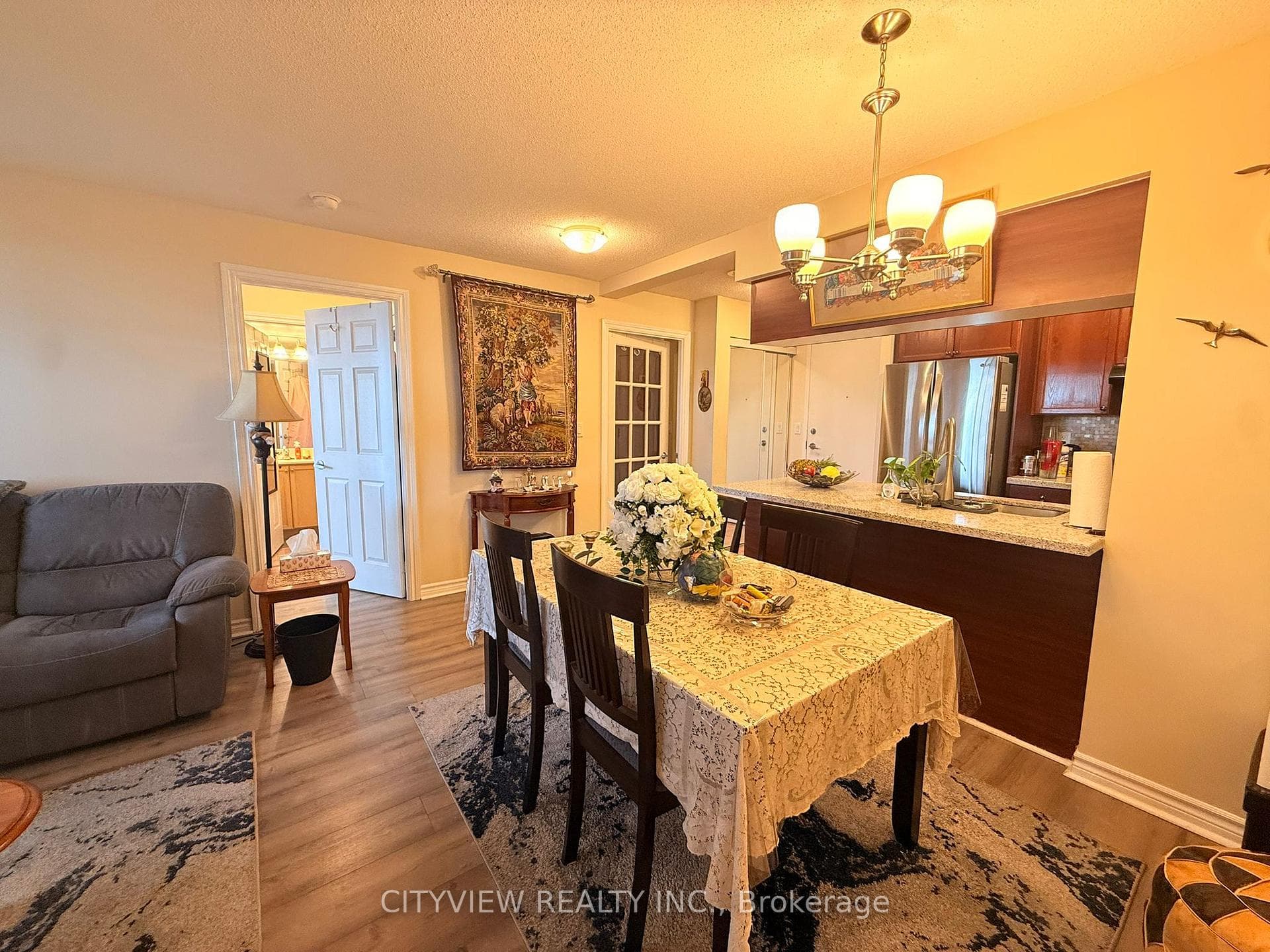 3888 Duke of York Boulevard Unit 1721 photo 7