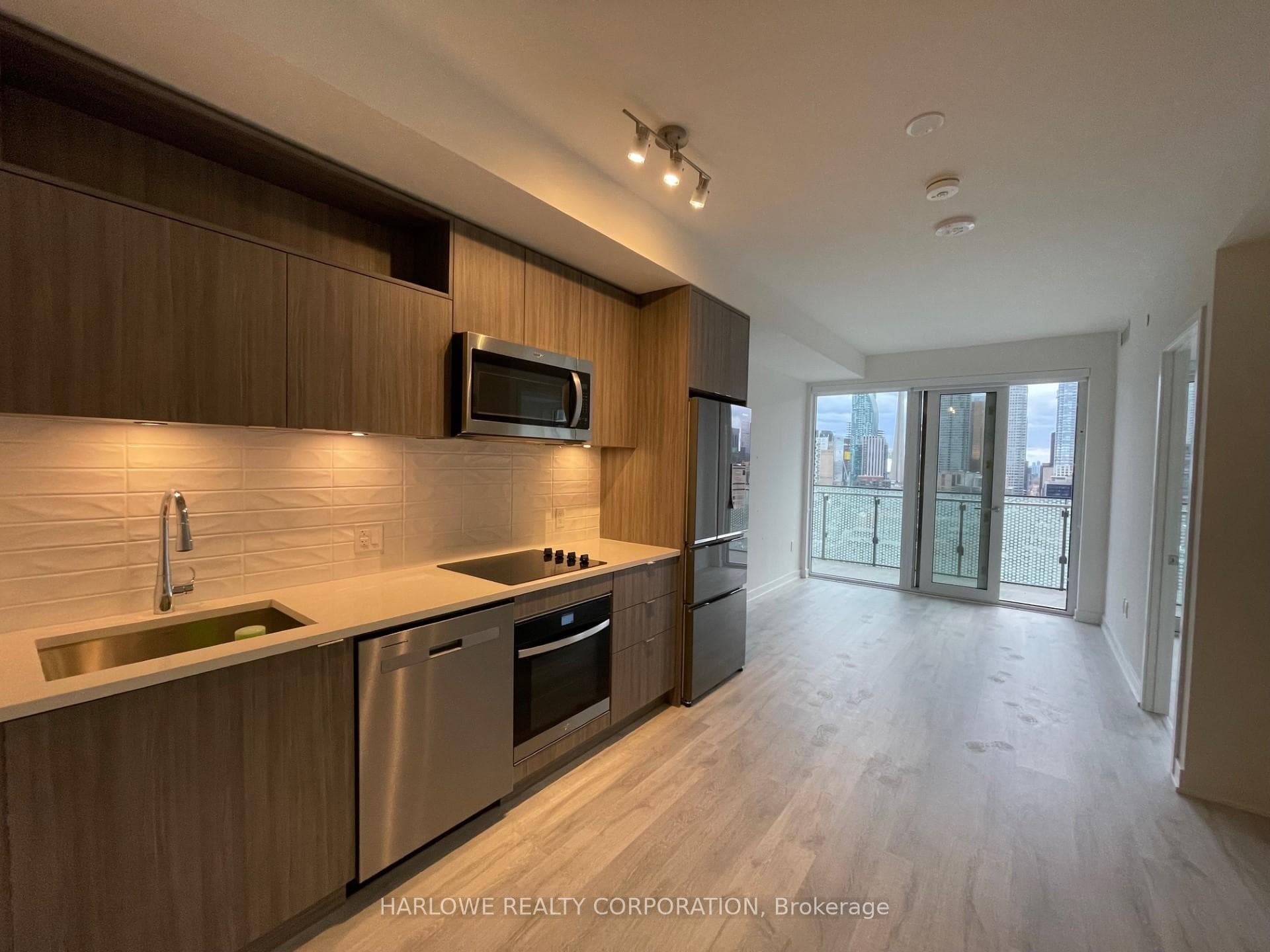 135 Lower Sherbourne Street Unit 2030 W photo 1