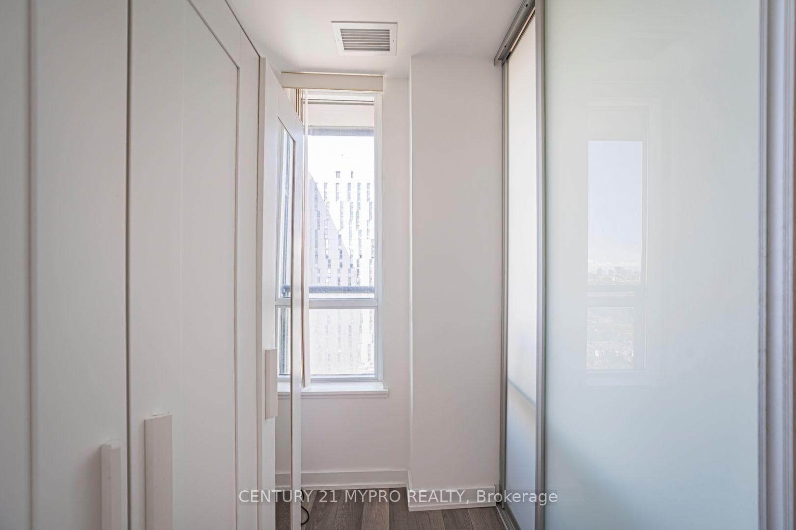 181 Huron Street Unit 1604 photo 25