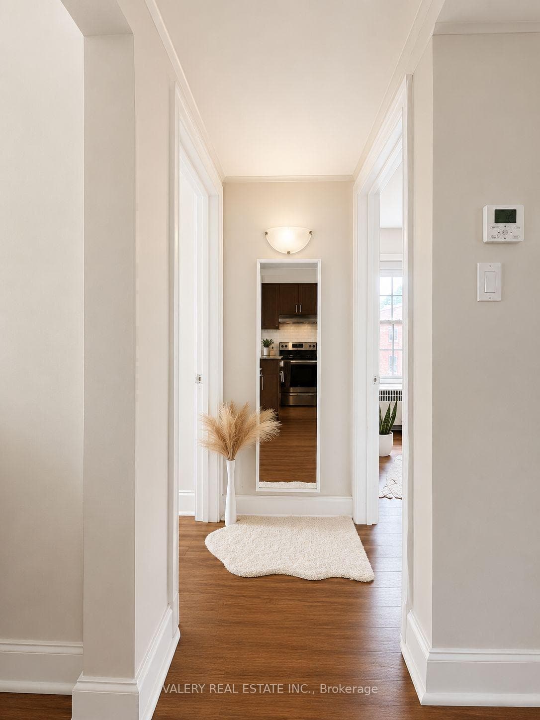 1327 Bayview Avenue Unit U19 photo 7
