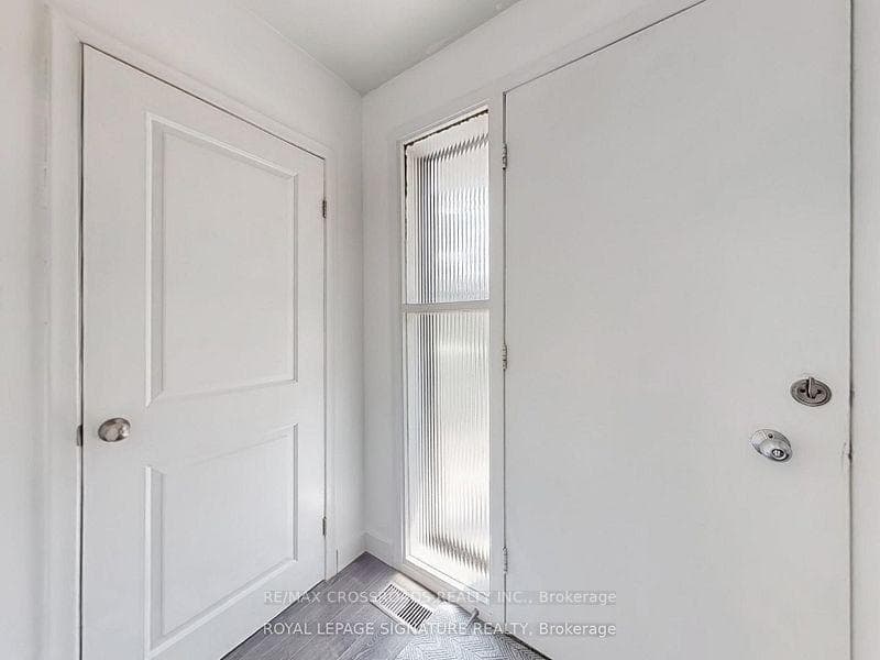 82 Northwood Drive photo 3