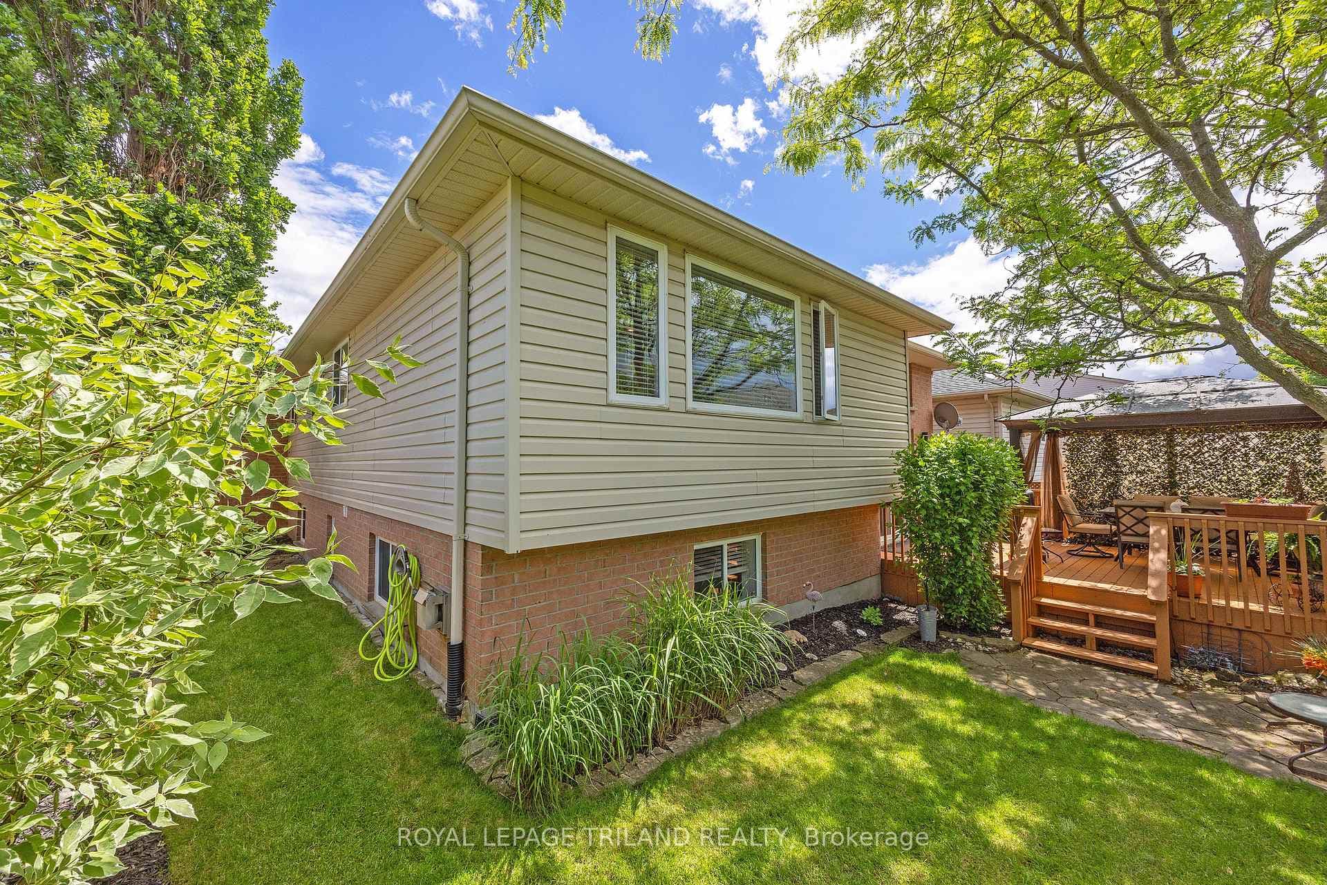 629 Longworth Road photo 36