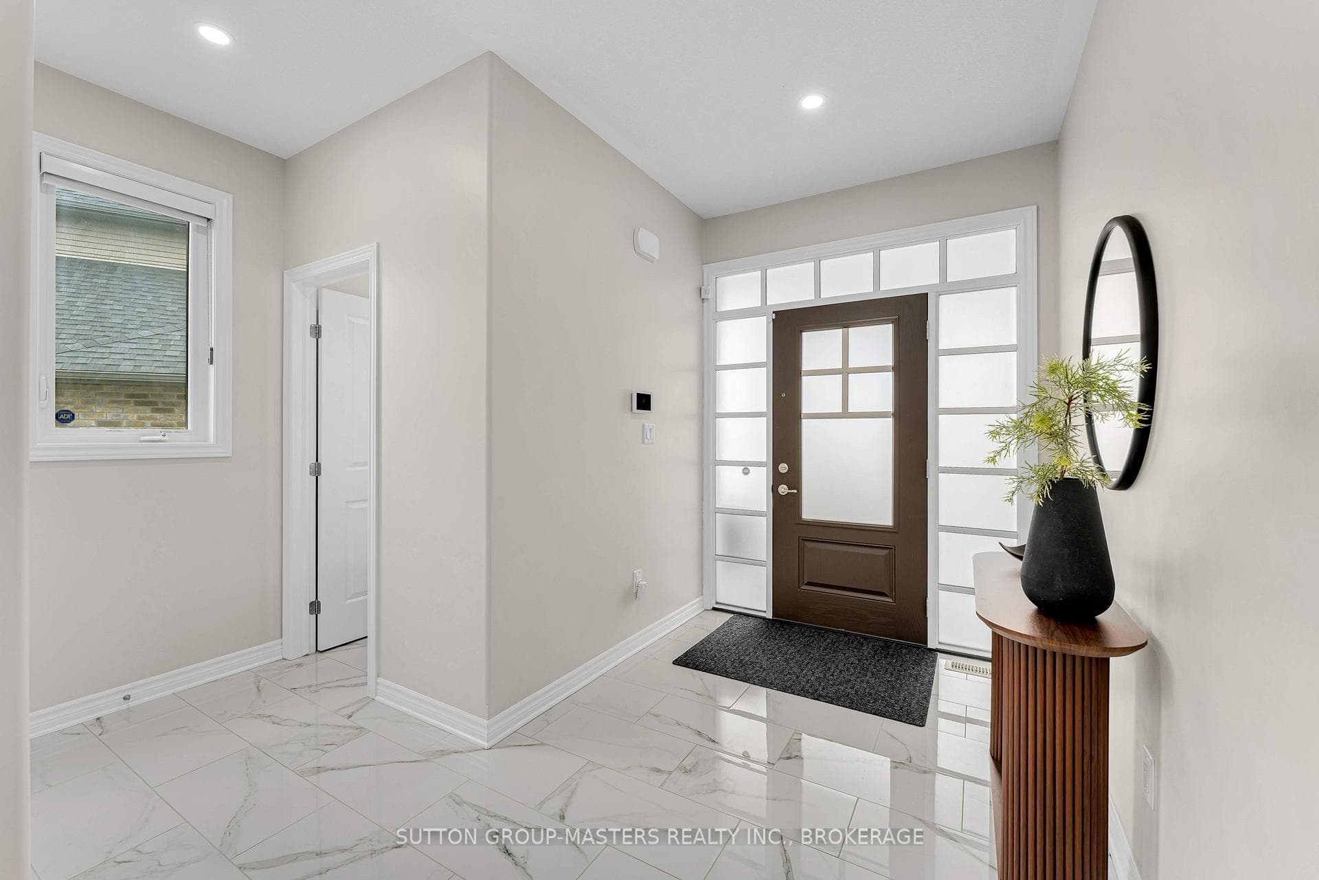 262 Pauline Tom Avenue photo 4