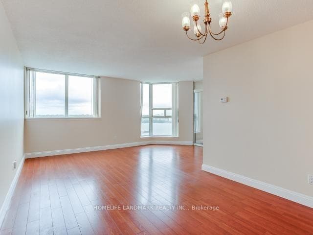 2466 Eglinton Avenue Unit 1419 photo 5